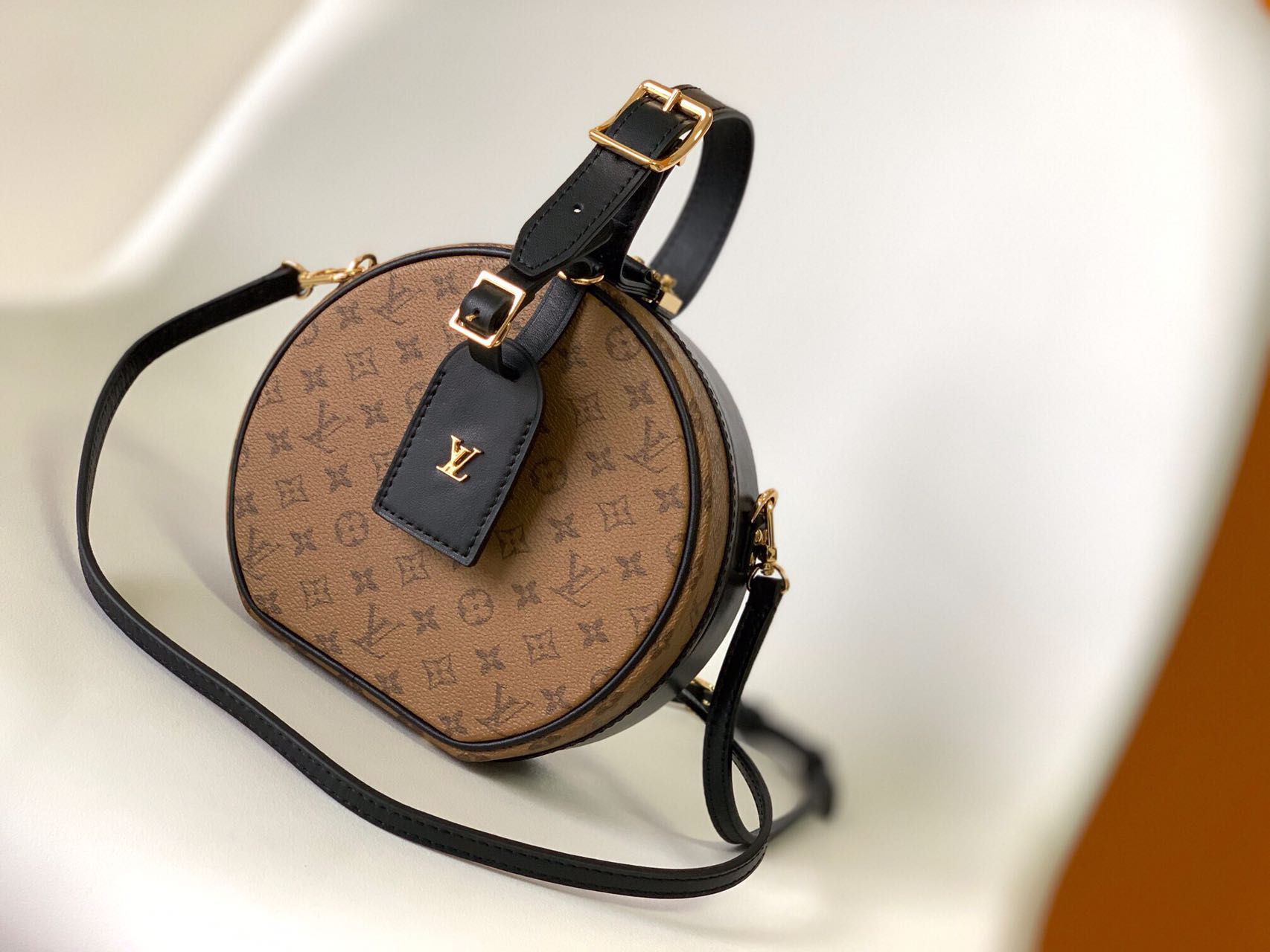 LV Classic Monogram Round Bag