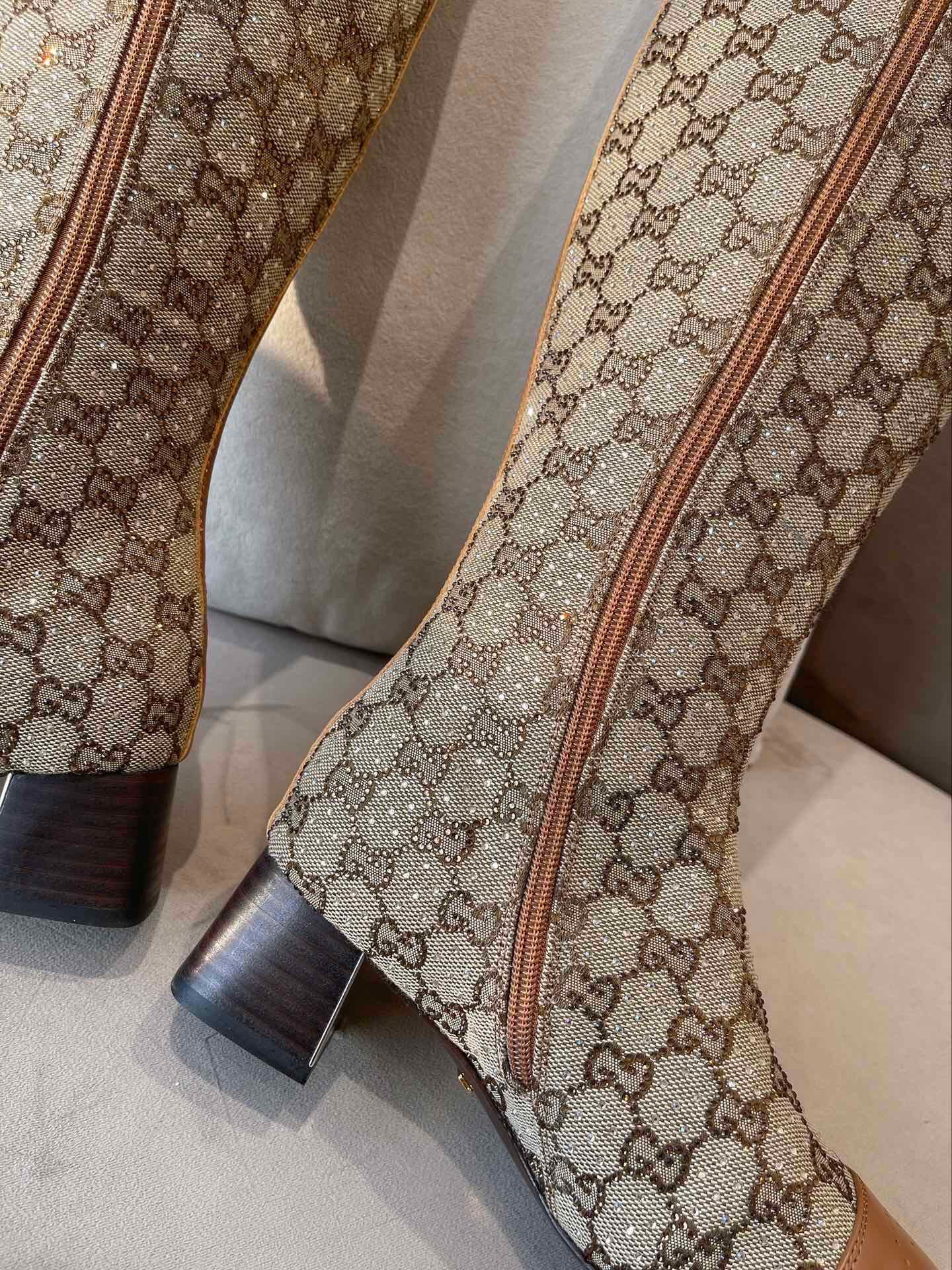 Gucci Classic Versatile Boots