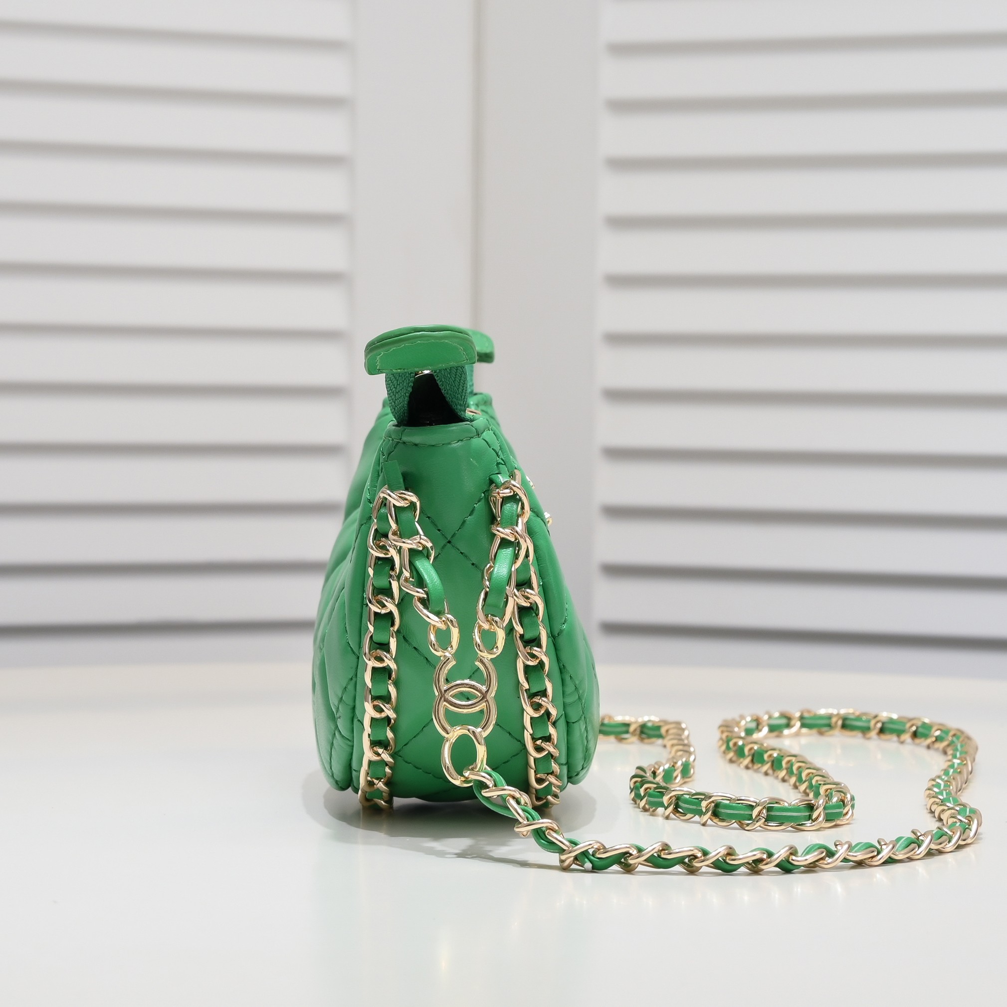 Chanel Lambskin Chain Undream Bag