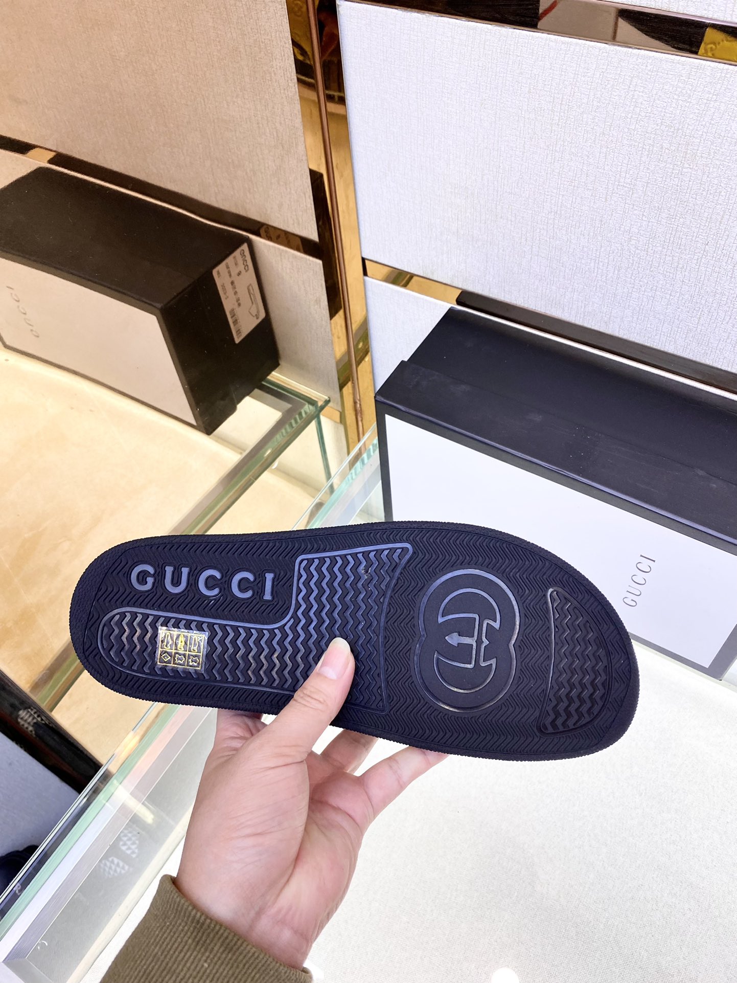 Gucci Casual Flat Sandals