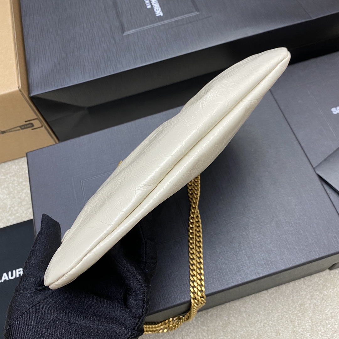 Saint Laurent Classic Chain Shoulder/Crossbody Bag in White for Women