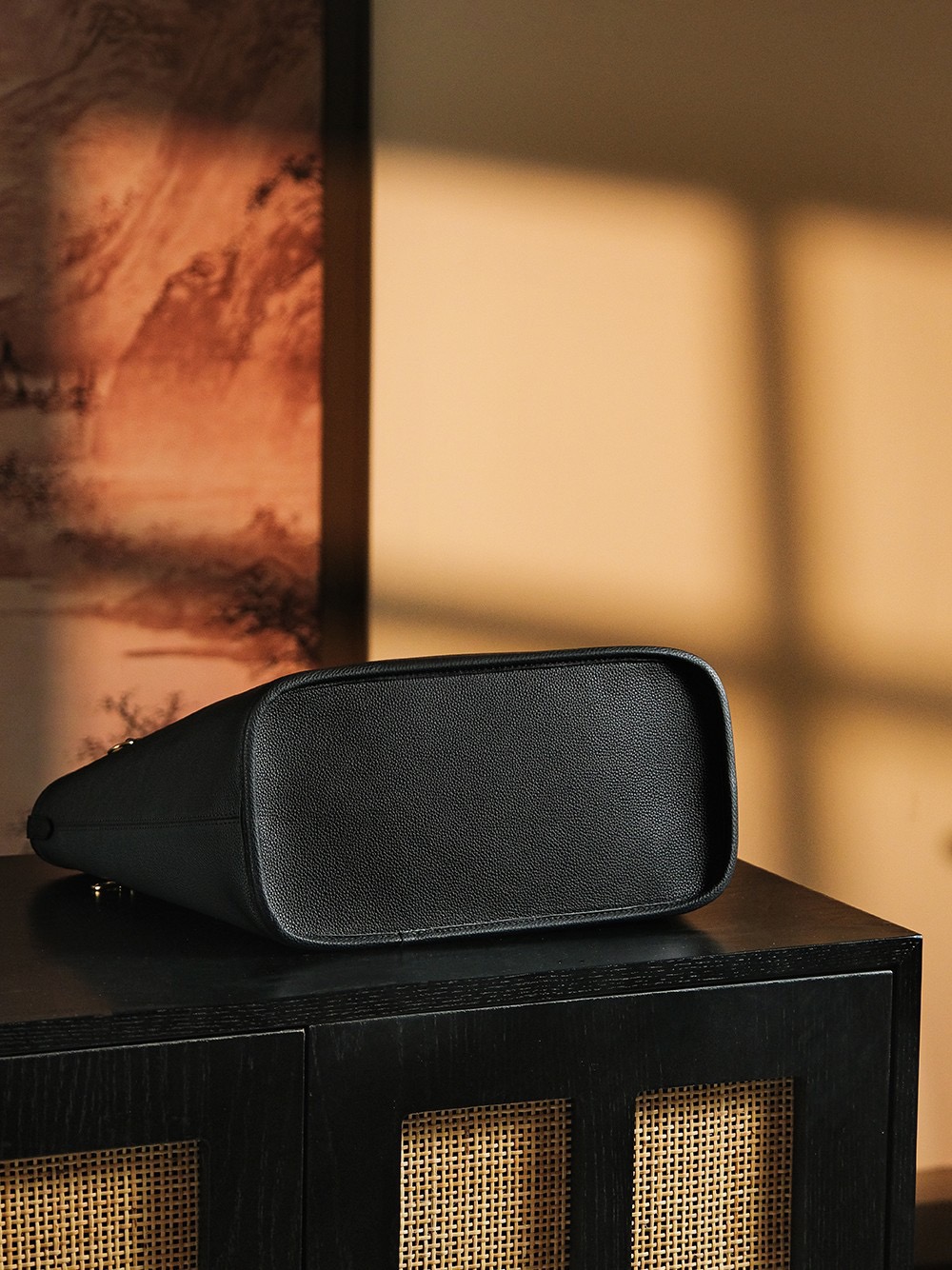 NEVER FULL Chip Diamond Quilted Pattern Single-Shoulder Tote Bag