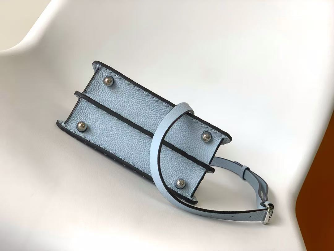 Fendi Iconic Peekaboo ISeeU Handbag