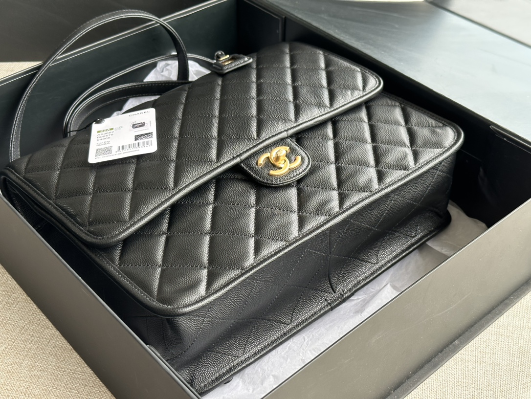 Chanel Large Caviar Leather Messenger Bag
