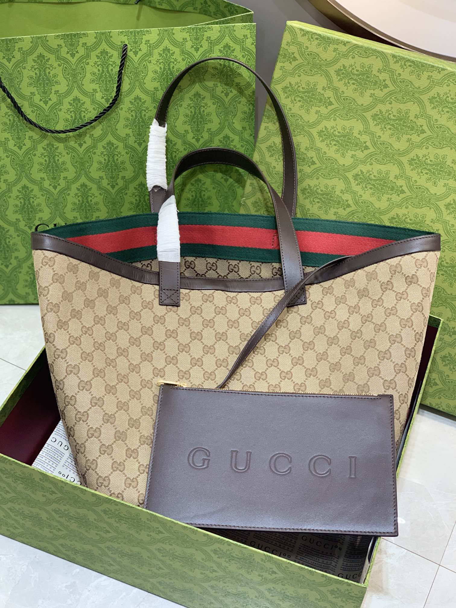 Gucci Totissima Medium Tote Bag