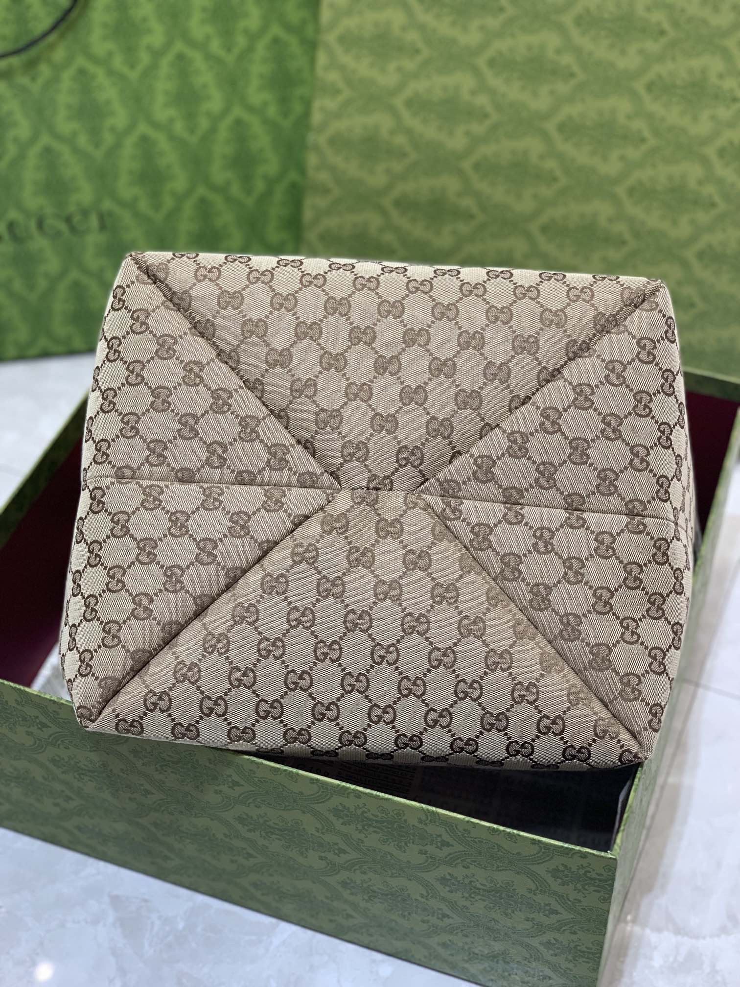 Gucci Totissima Medium Tote Bag