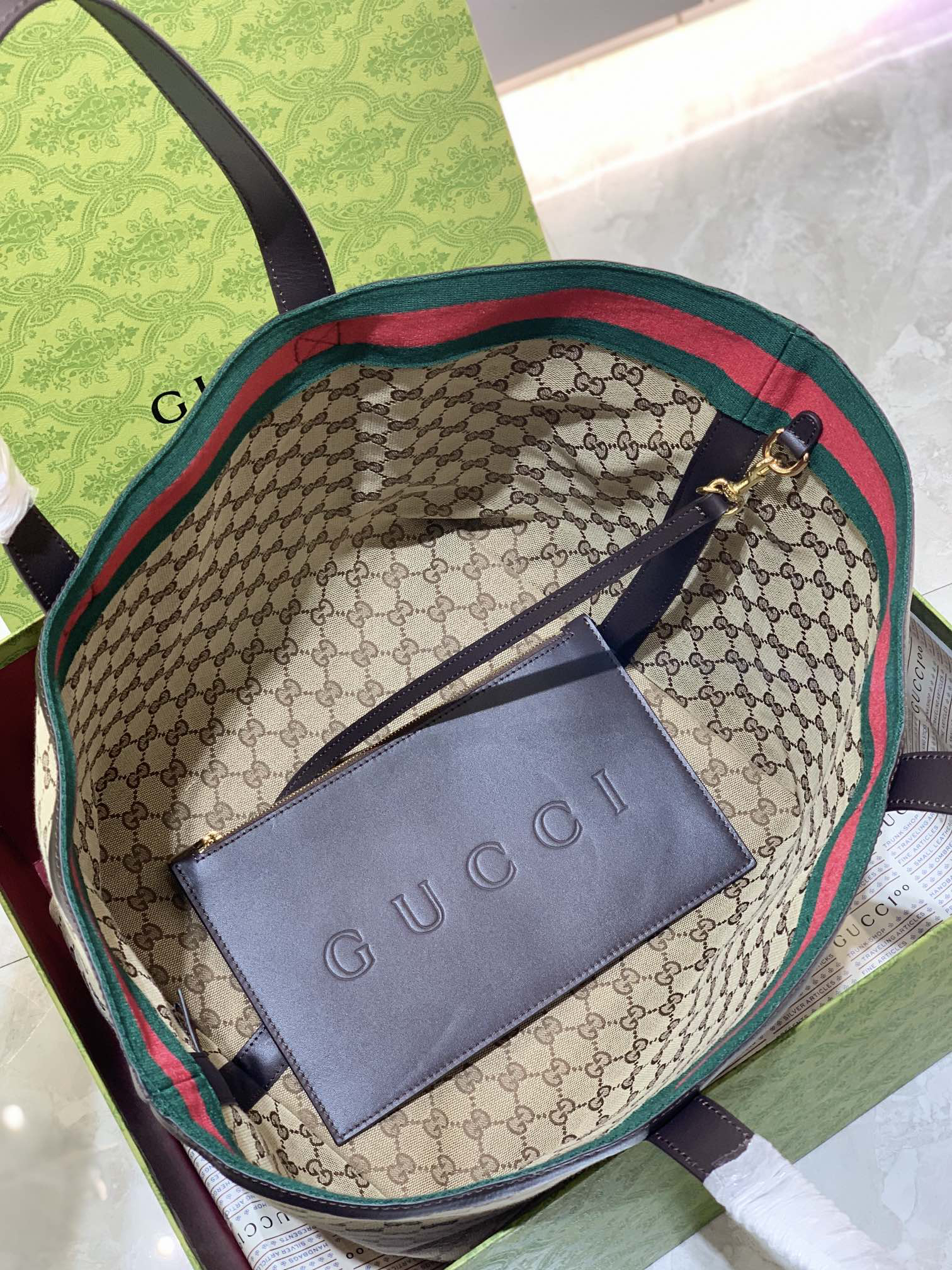 Gucci Totissima Medium Tote Bag