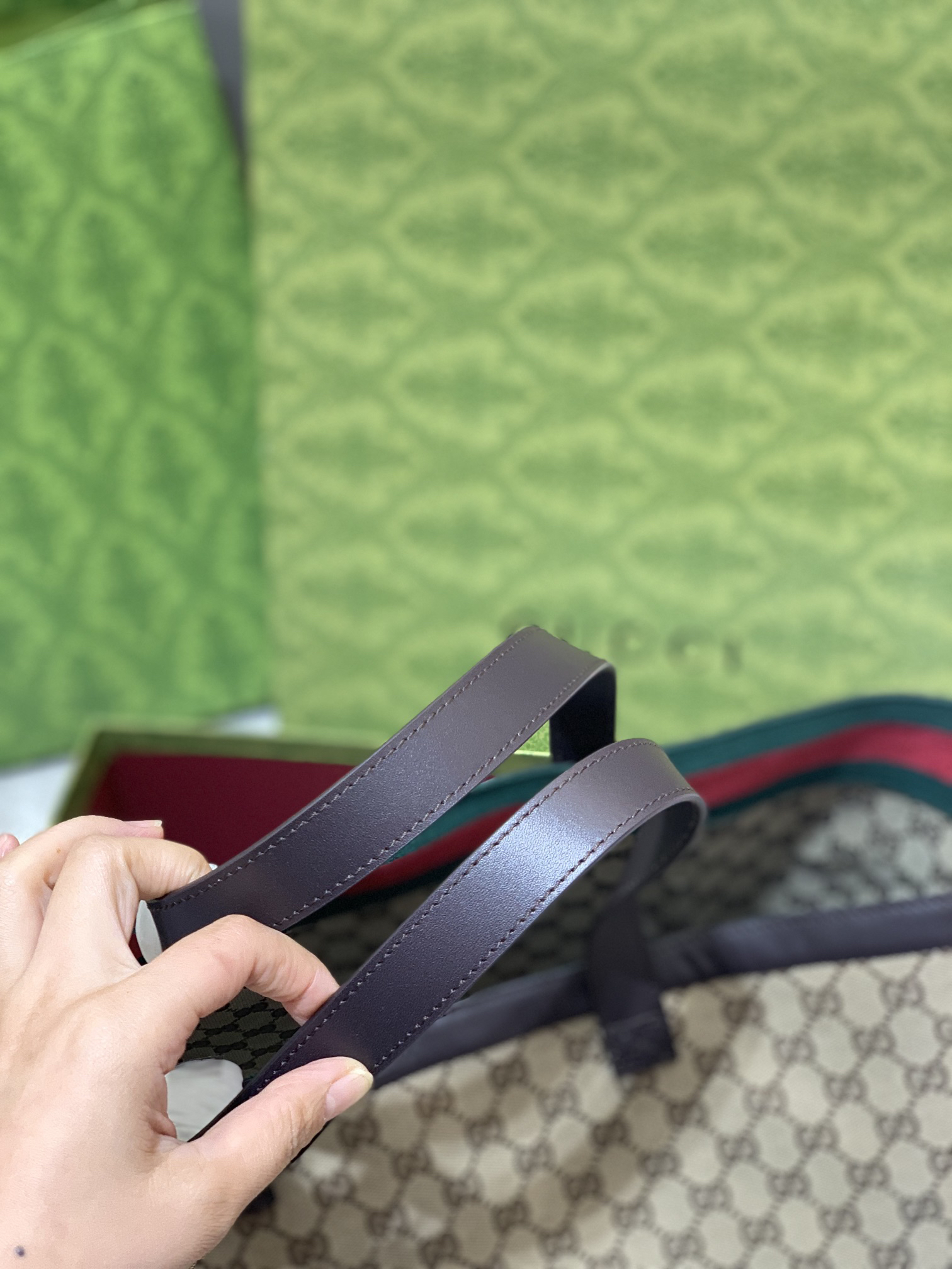 Gucci Totissima Medium Tote Bag