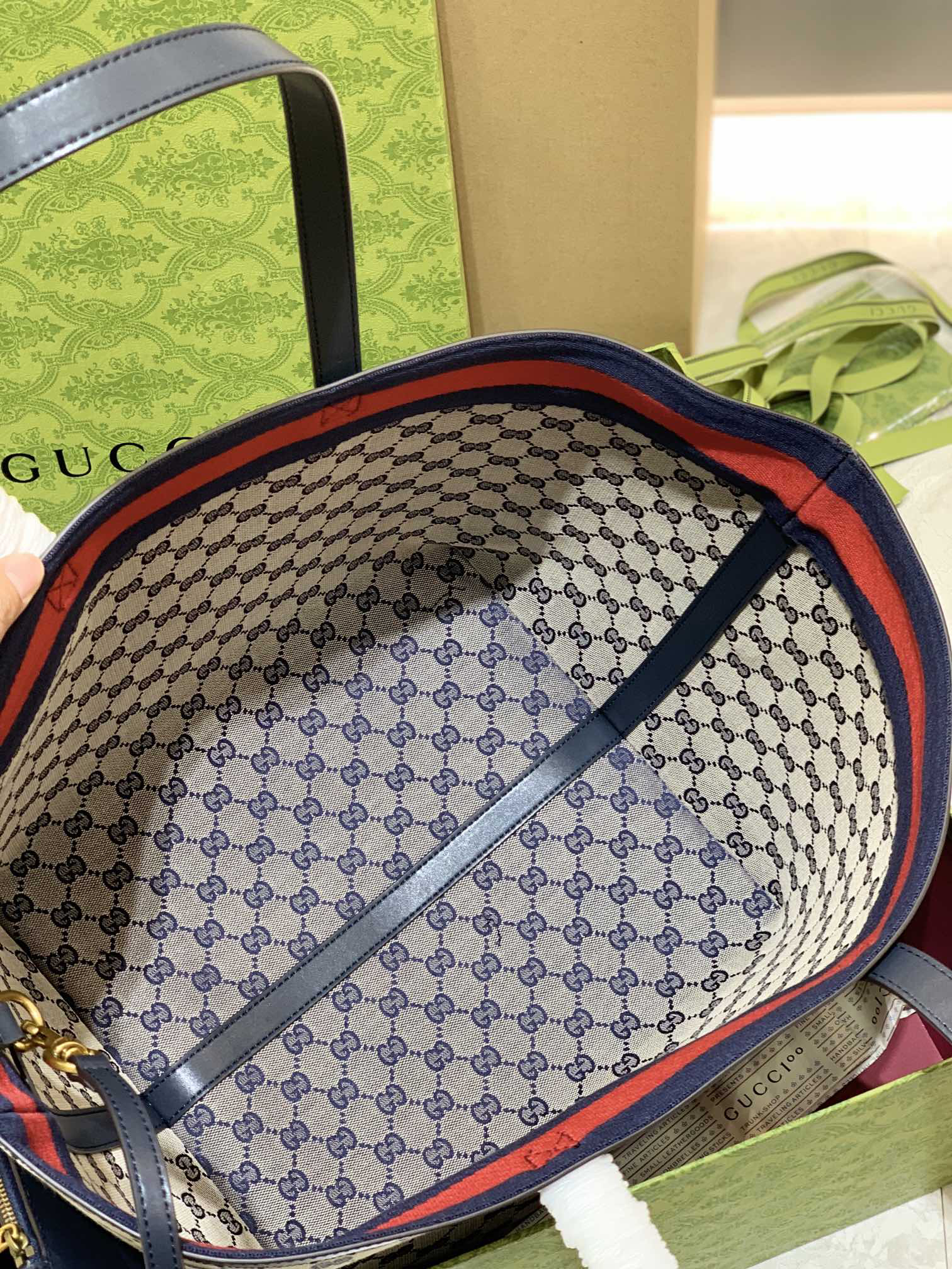 Gucci Totissima Medium Tote Bag