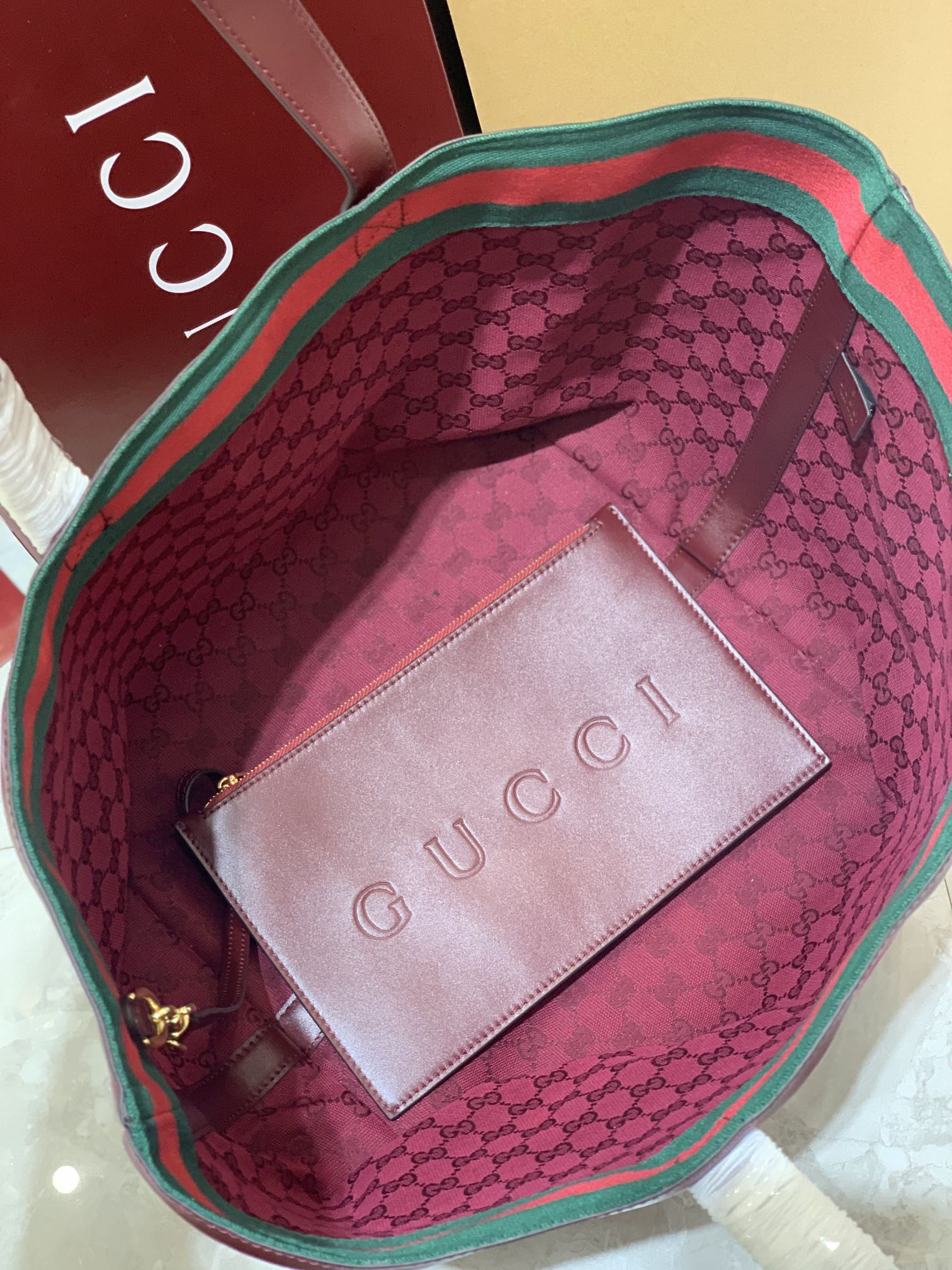 Gucci Totissima Medium Tote Bag