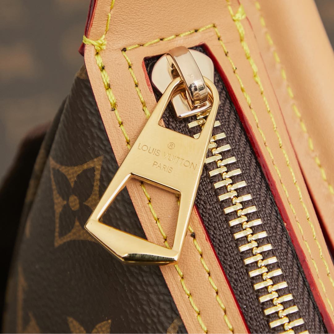 Louis Vuitton LOOPING Bag