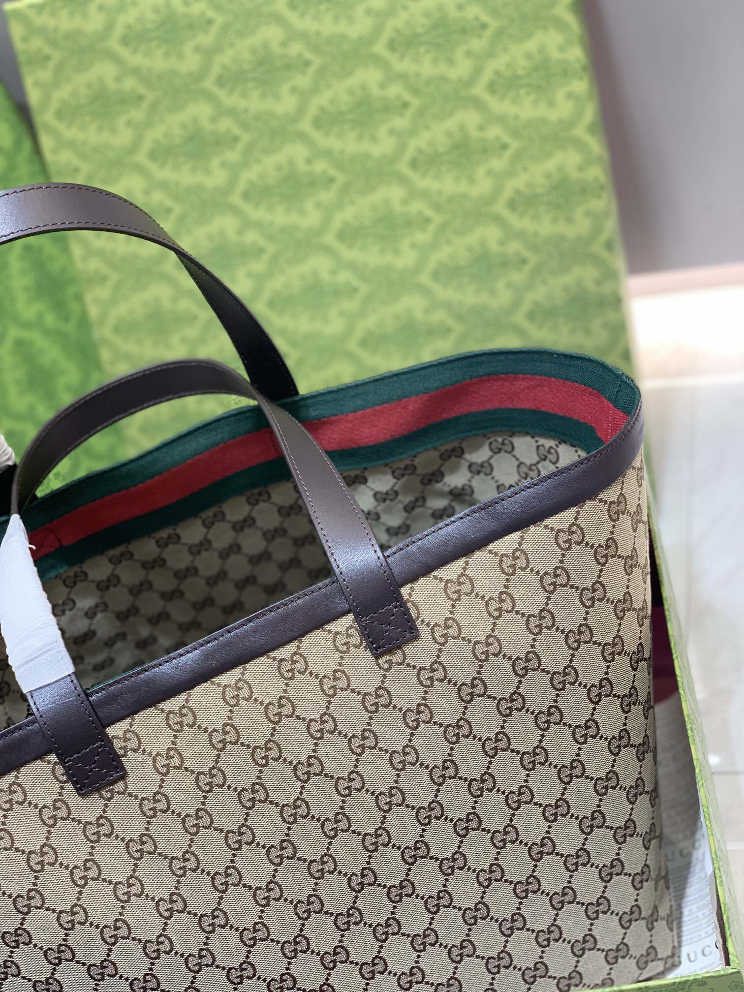 Gucci Totissima Medium Tote Bag