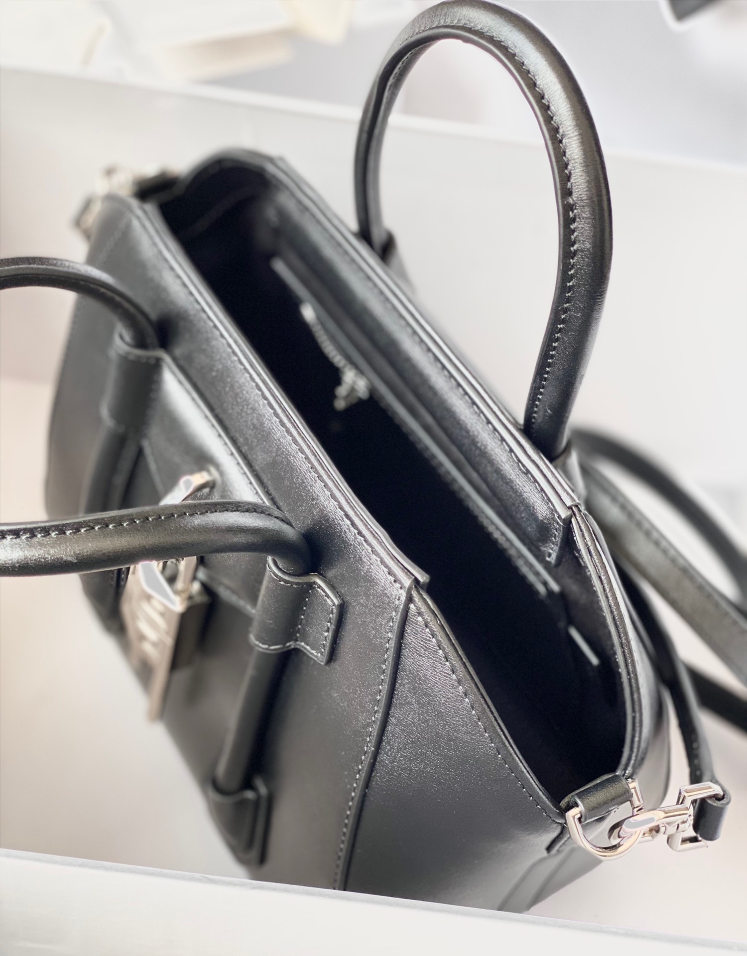 Givenchy Classic Antignoa Handbag