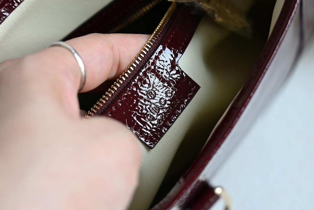 Gucci Jackie Small Shoulder Bag