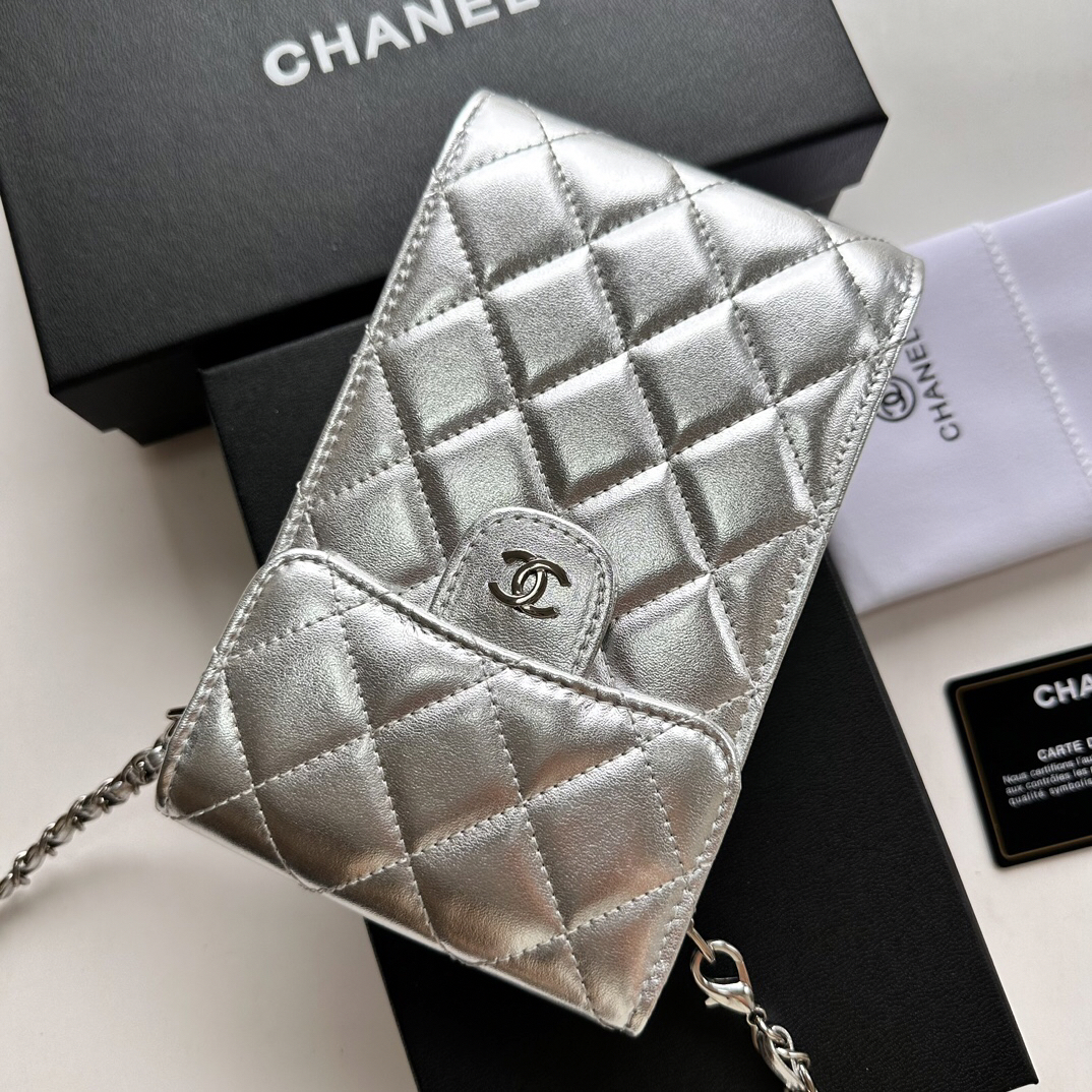 Chanel Mini Chain Bag