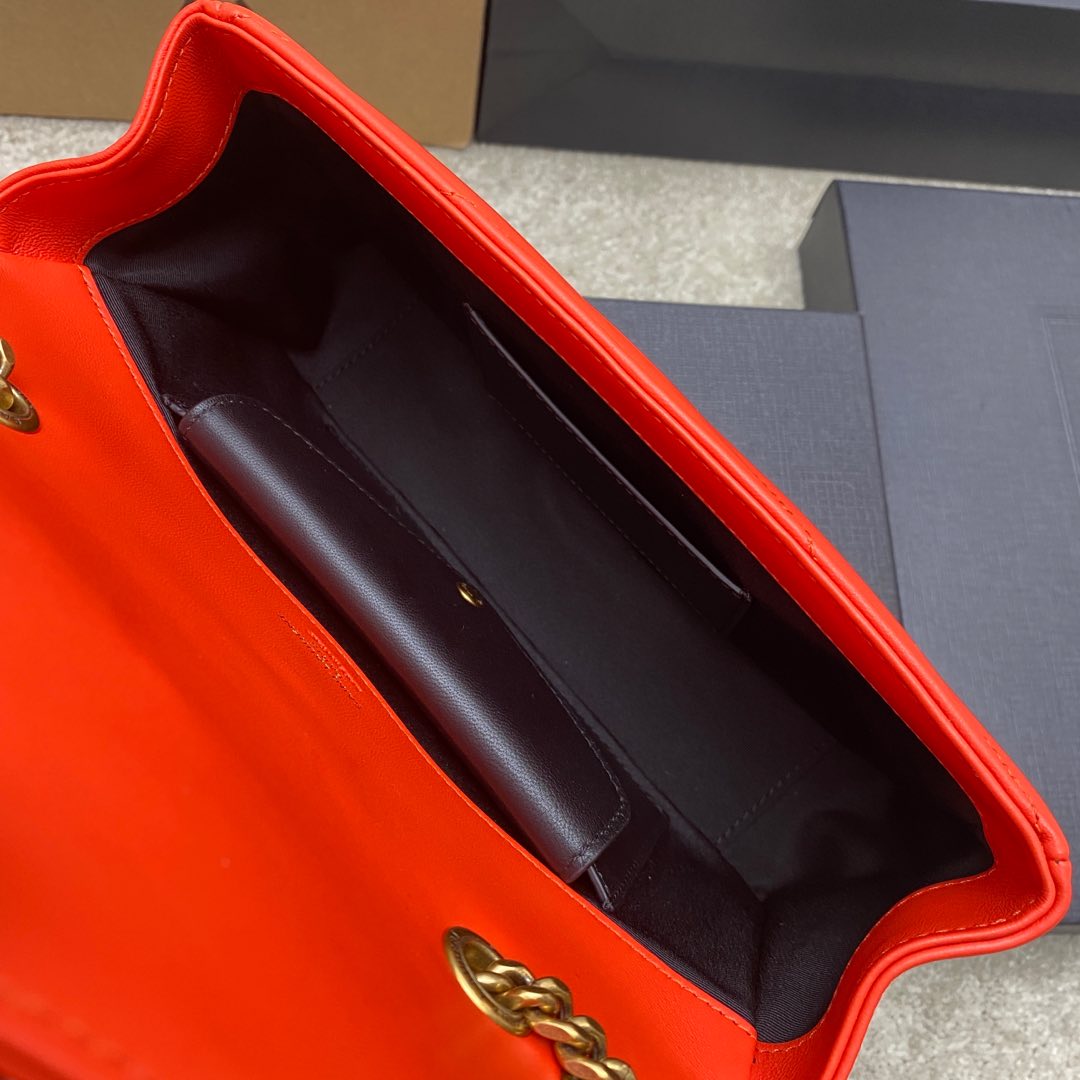 Saint Laurent Spring 2025 Early Collection Sheepskin Chain Bag