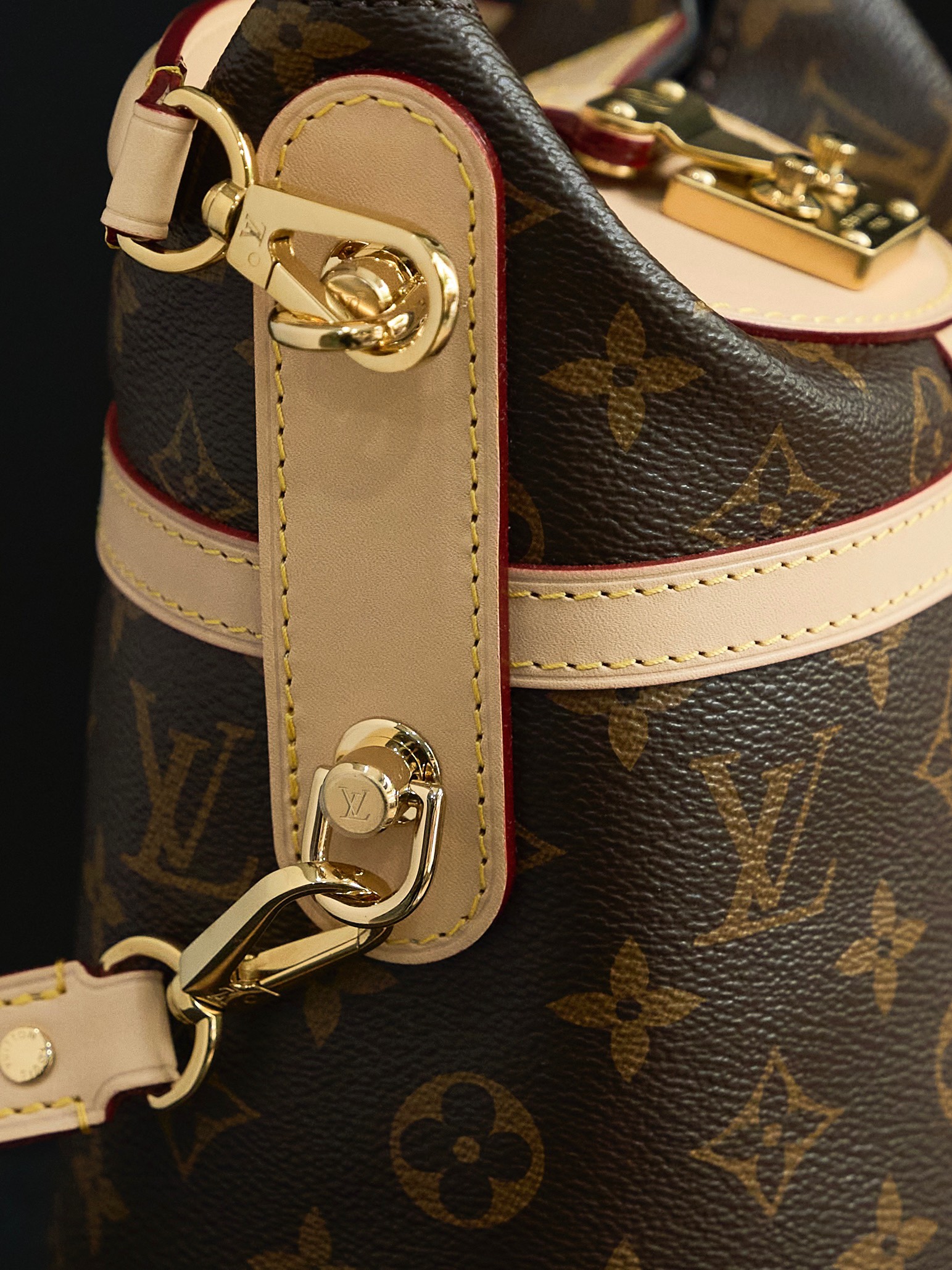 Louis Vuitton Duffel Handbag
