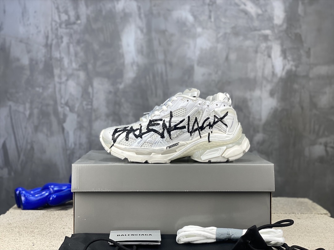 Balenciaga Runner Demna Sneakers