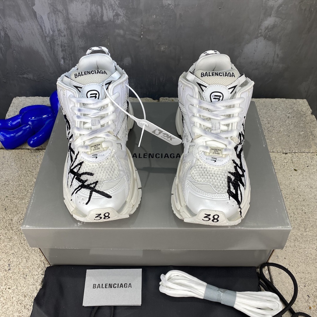 Balenciaga Runner Demna Sneakers