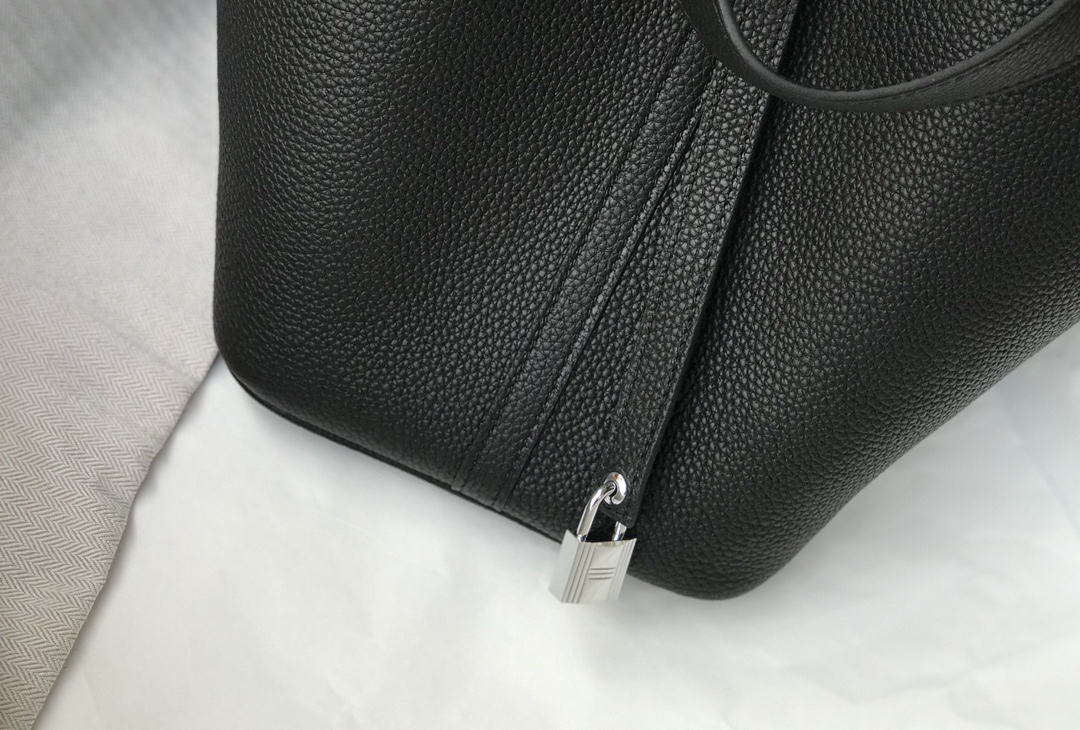 Hermès Picotin Lock Handbag