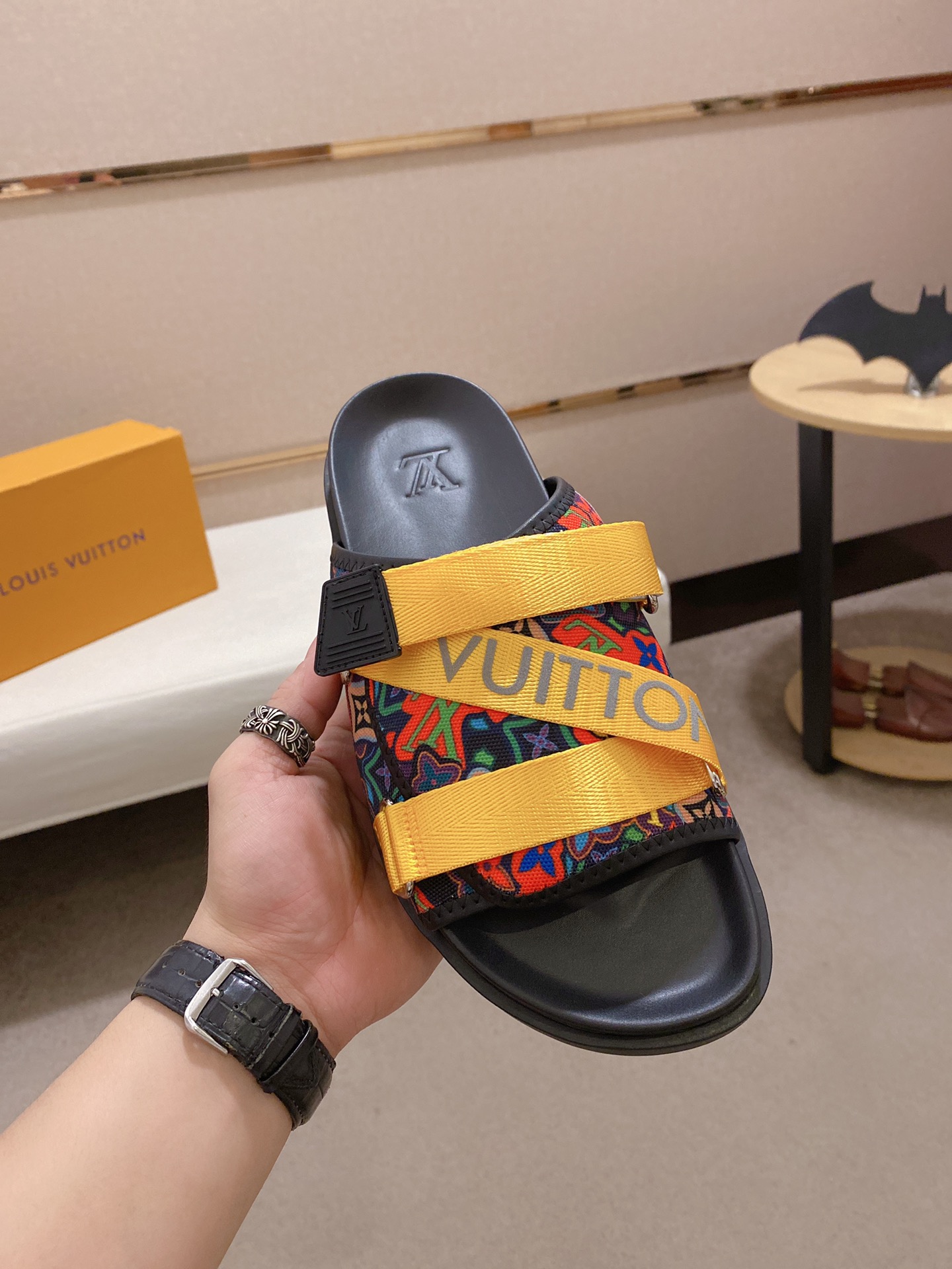 LV Louis Vuitton Creative Color-Blocked Slide Sandals