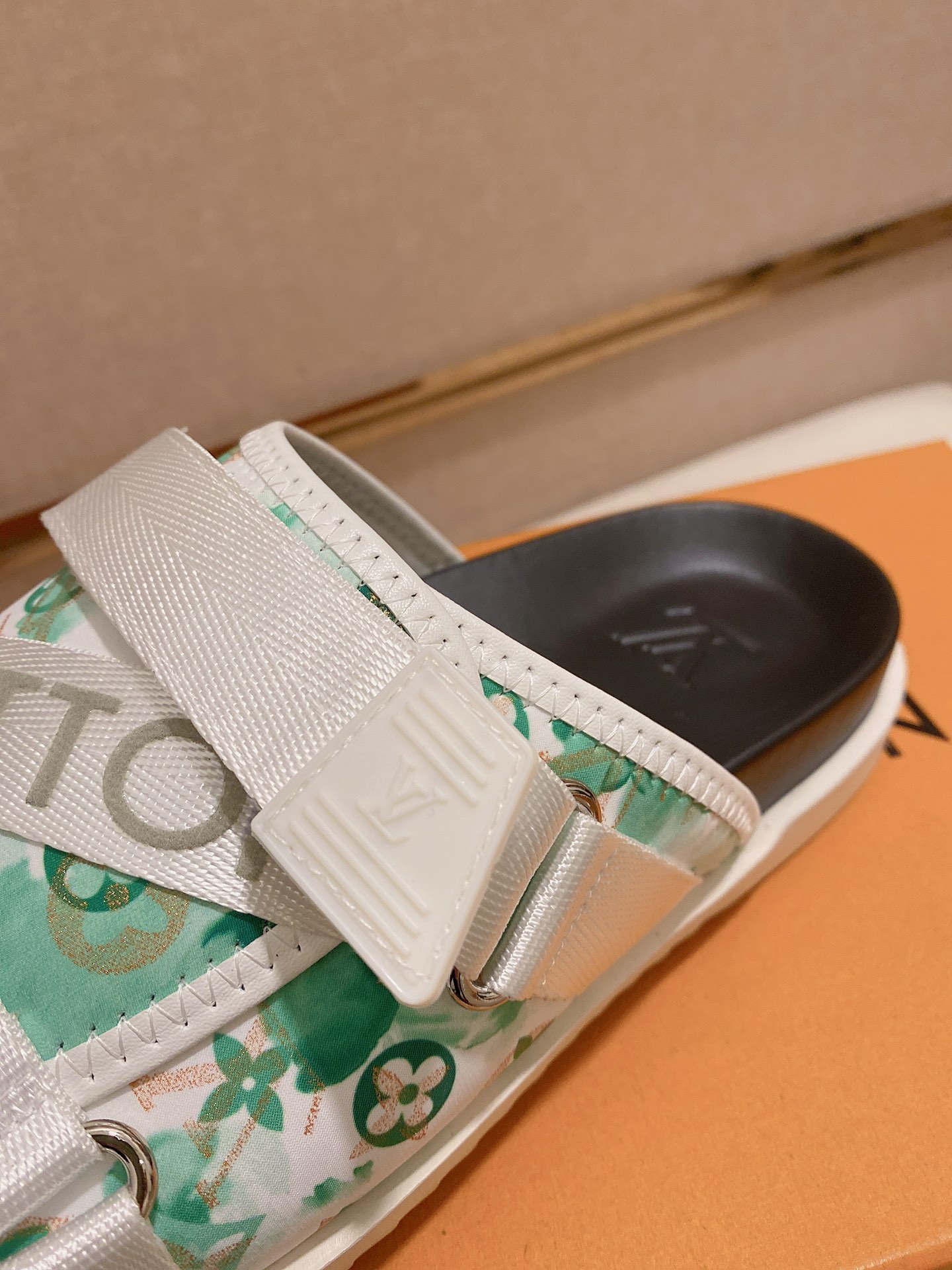 LV Louis Vuitton Creative Monogram Slide Sandals