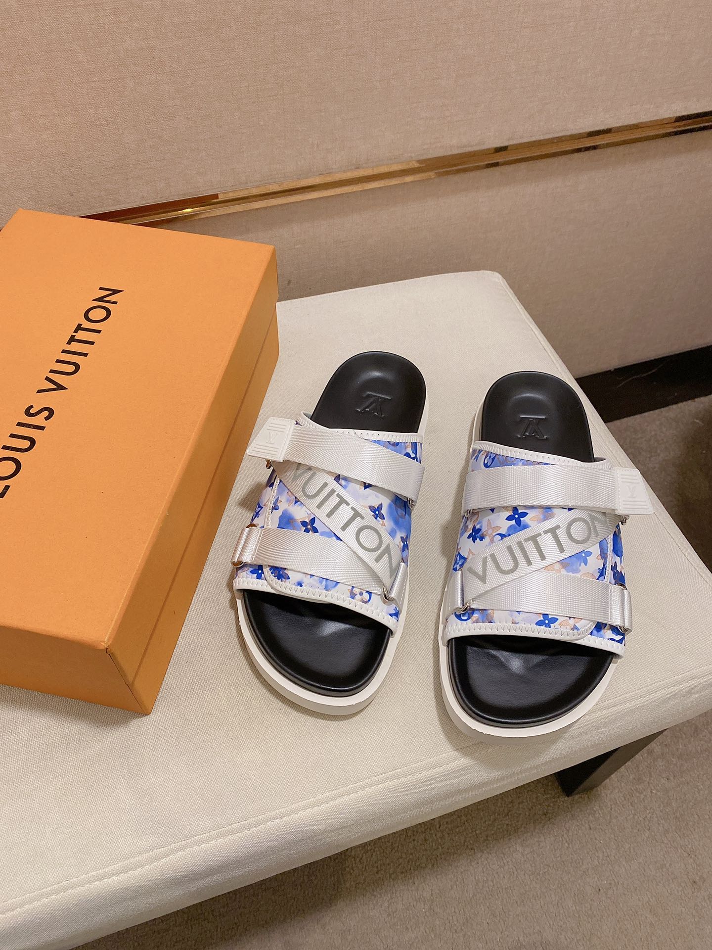 LV Louis Vuitton Creative Monogram Slide Sandals
