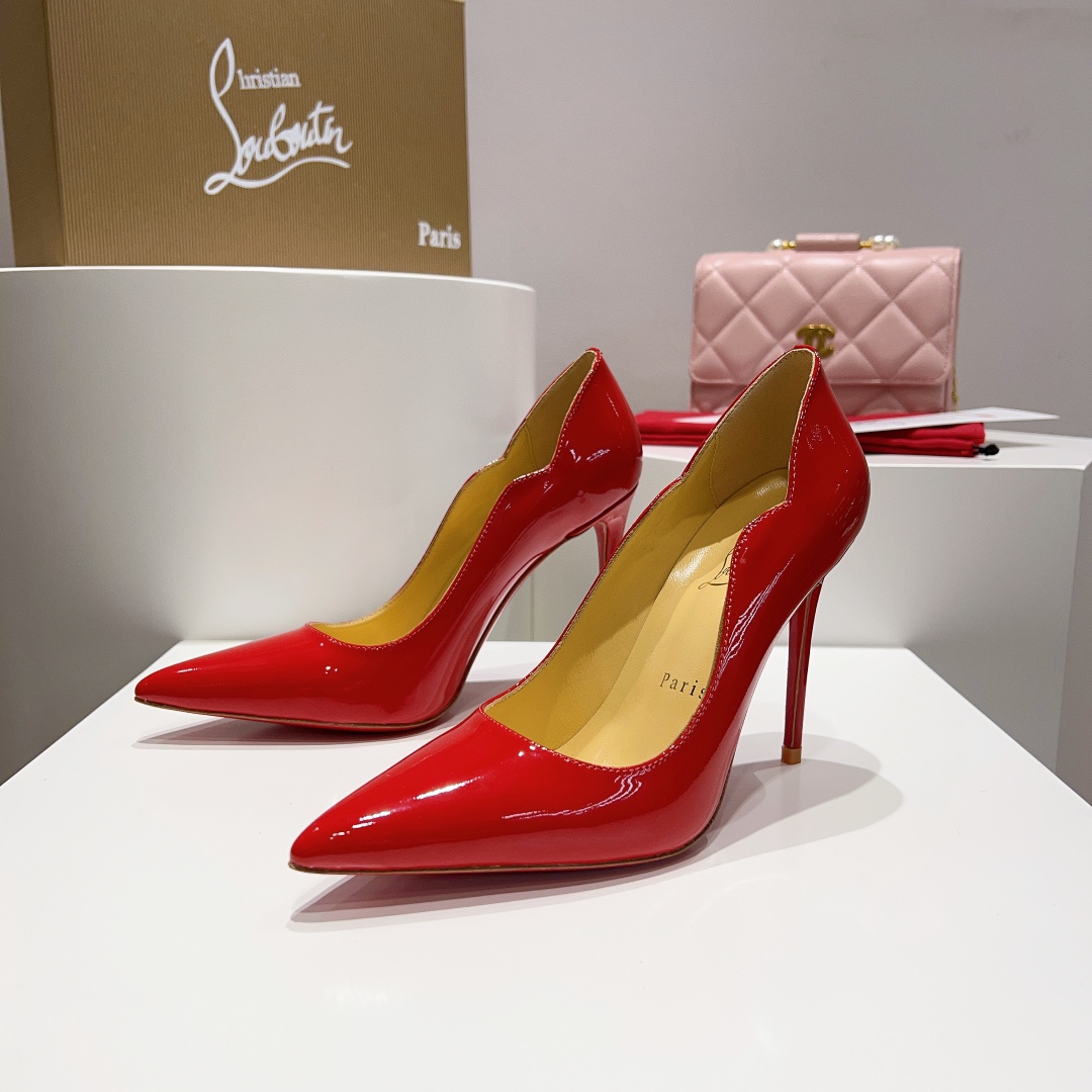 Christian Louboutin Patent Leather Wave Pattern Stilettos