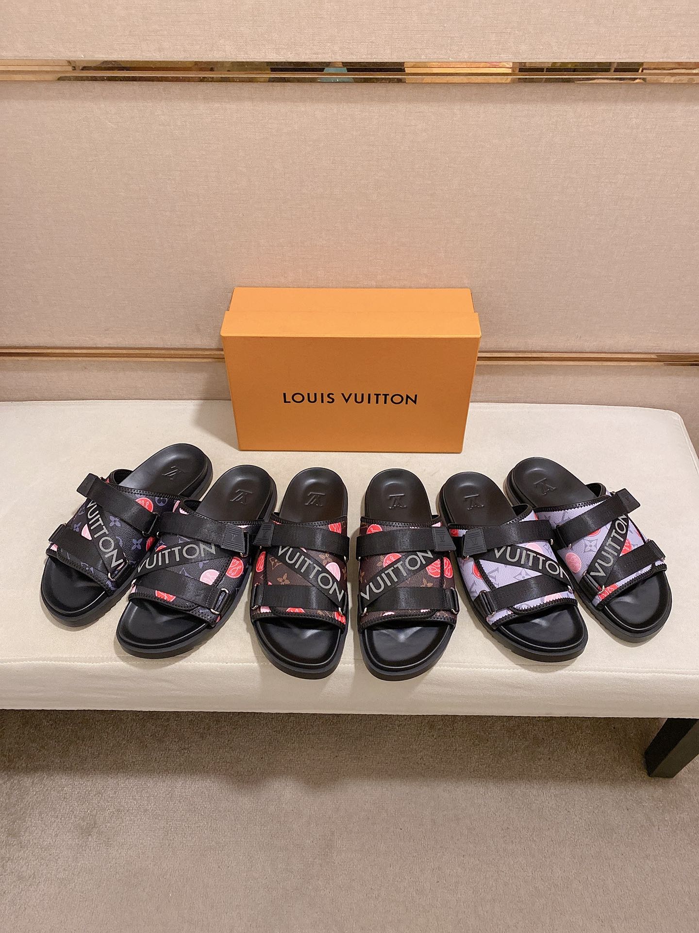 LV Louis Vuitton Vintage Fashion Slide Sandals