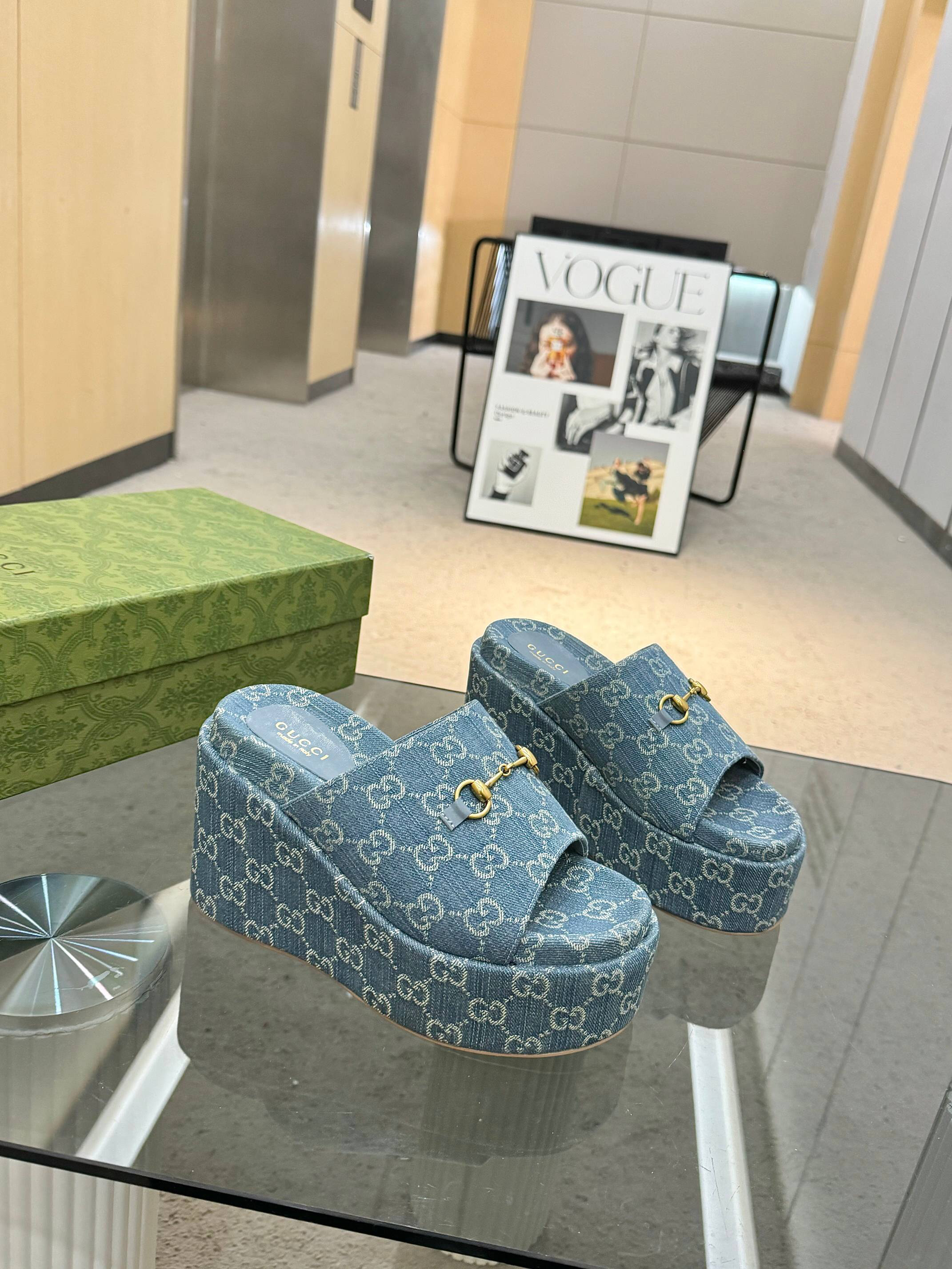 Gucci Waterproof Platform Thick-Soled Slippers