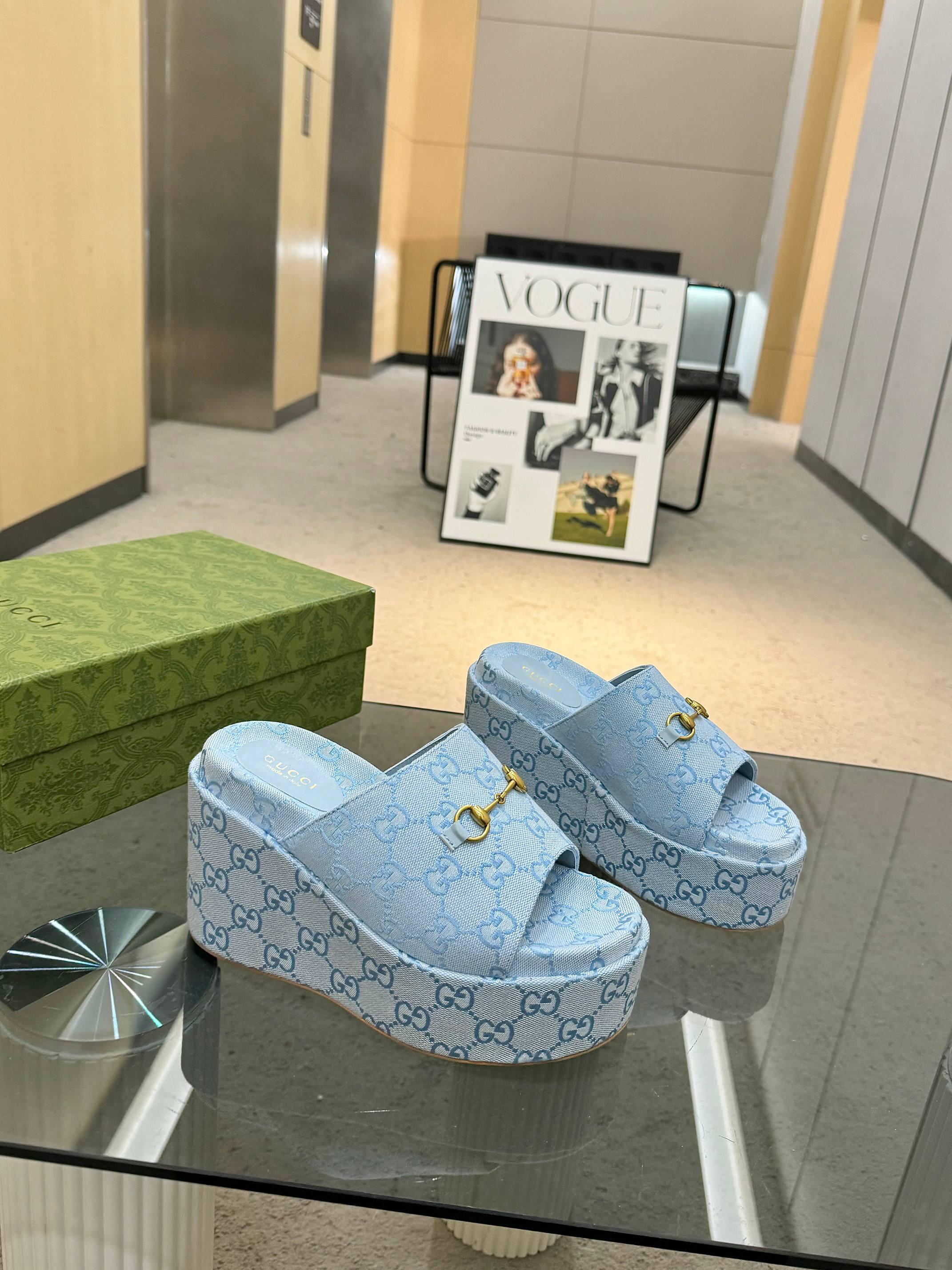 Gucci Waterproof Platform Thick-Soled Slippers