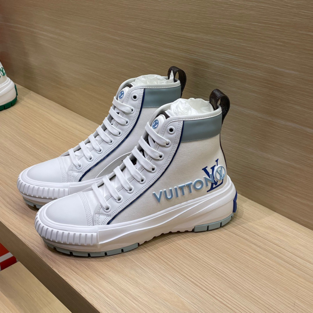 Louis Vuitton LV Squad Casual Sneakers