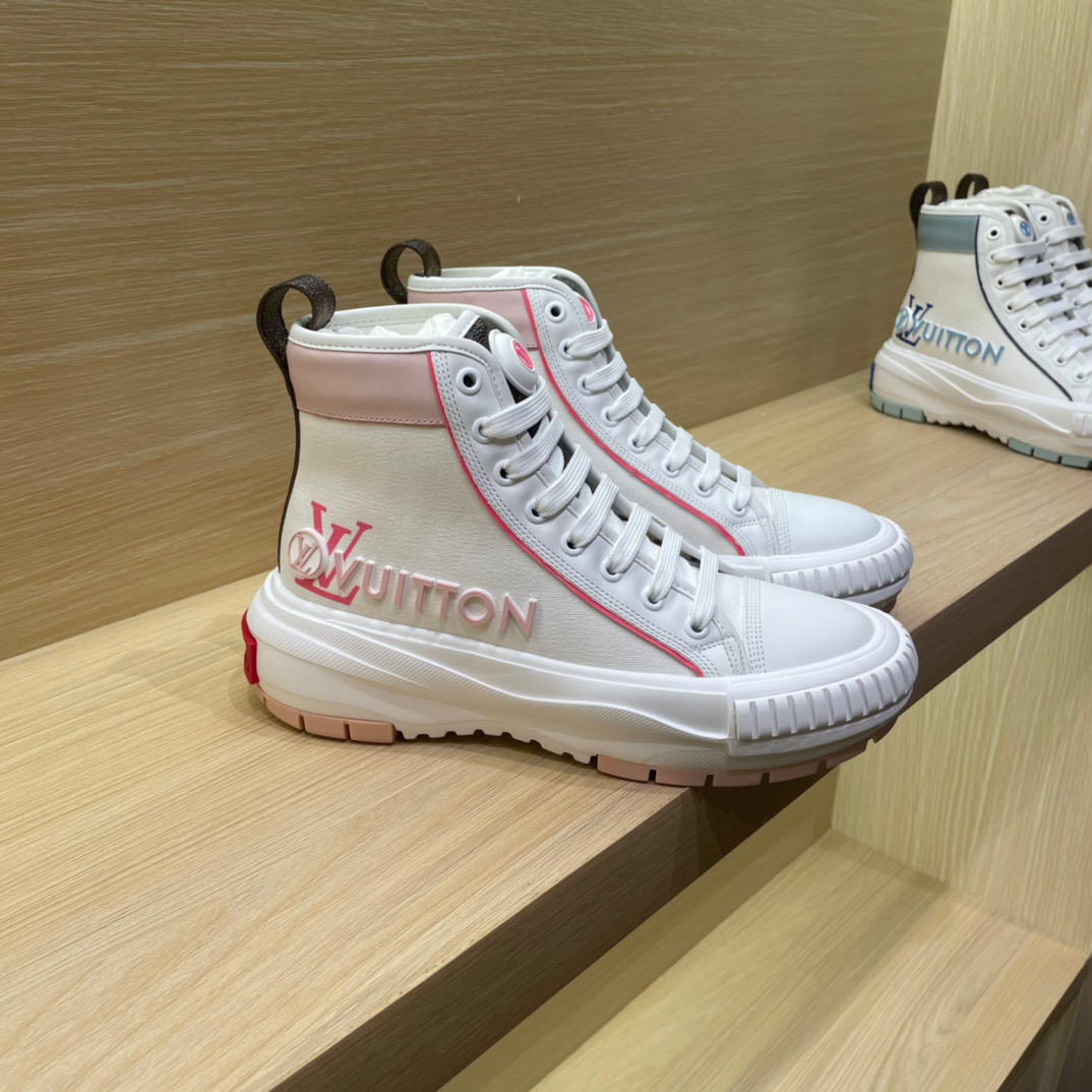 Louis Vuitton LV Squad Casual Sneakers