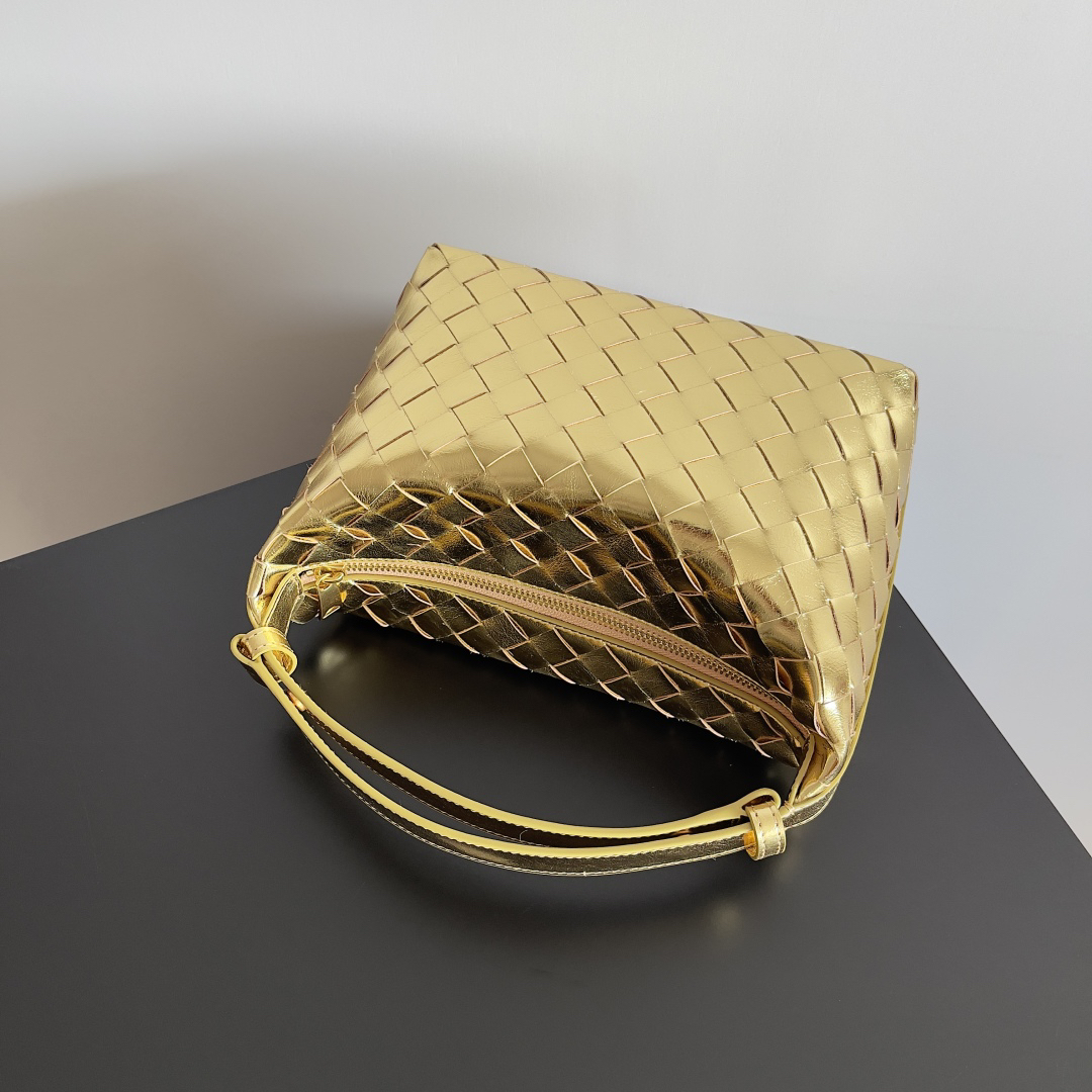 Bottega Veneta Wallace Shoulder Bag