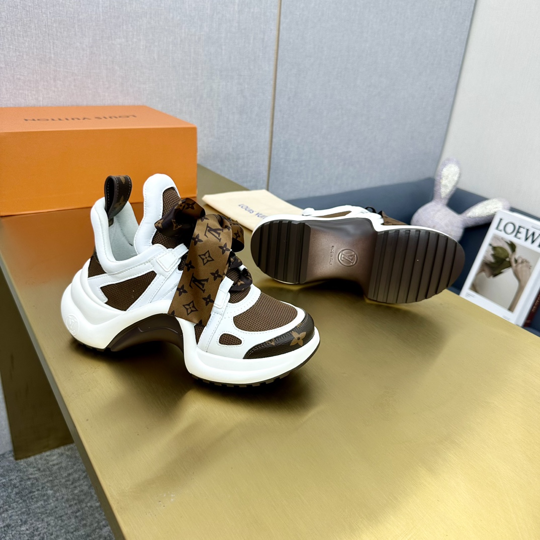 LV Louis Vuitton Casual Sports Shoes