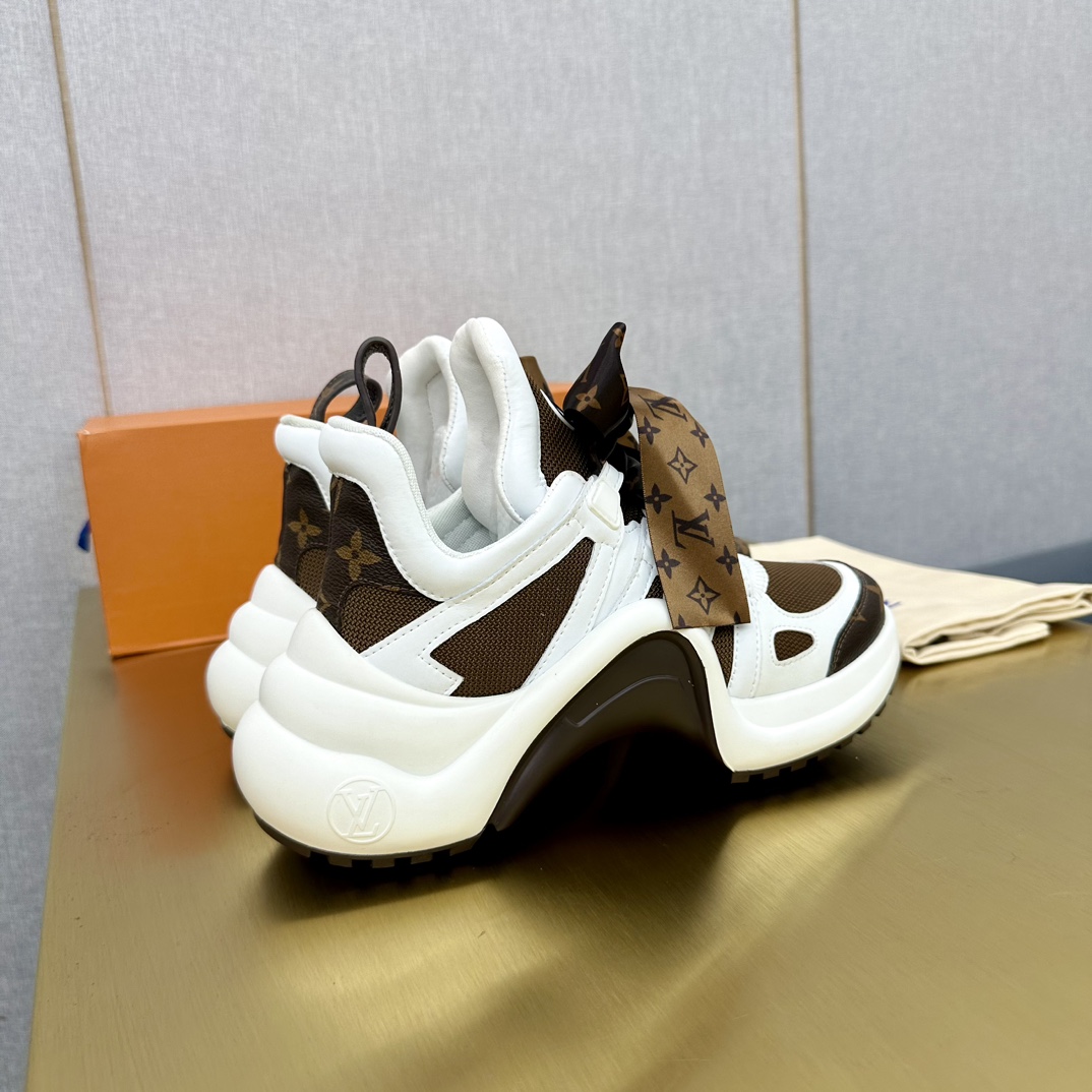 LV Louis Vuitton Casual Sports Shoes