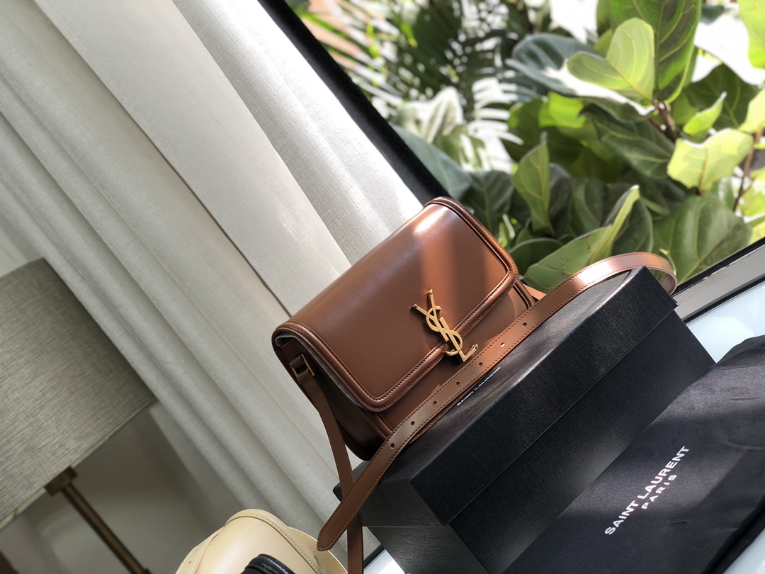 YSL Saint Laurent Medium Cowhide Messenger Bag