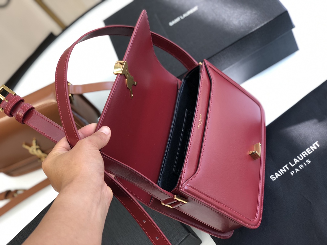 YSL Saint Laurent Medium Cowhide Messenger Bag