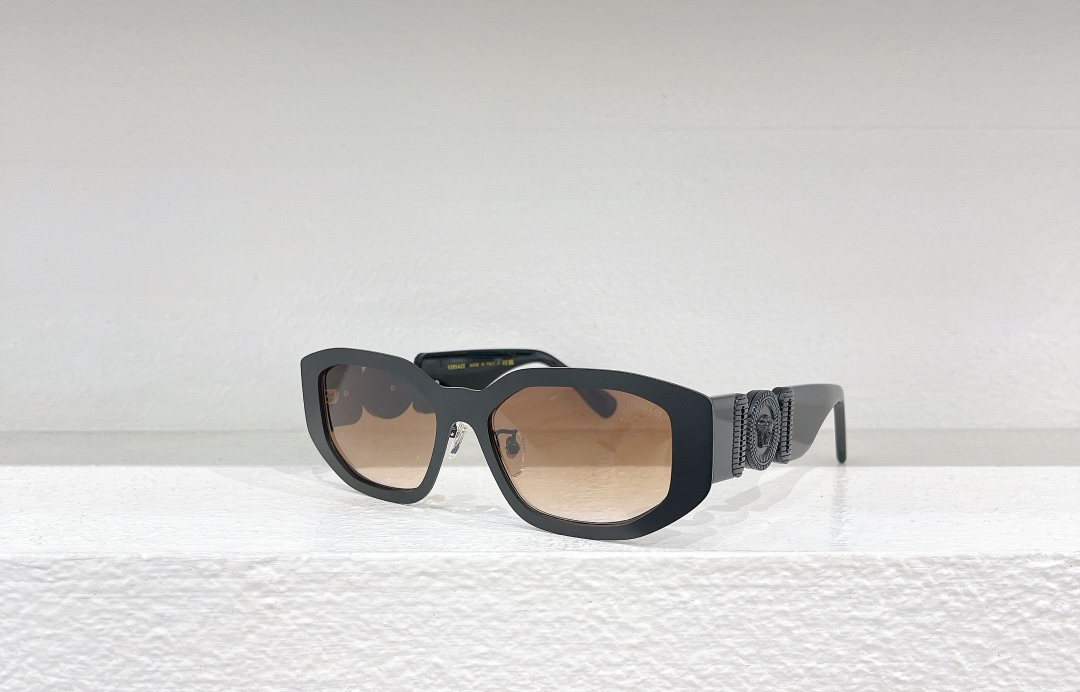 Versace Fashion Sunglasses