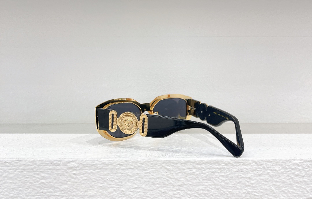 Versace Fashion Sunglasses
