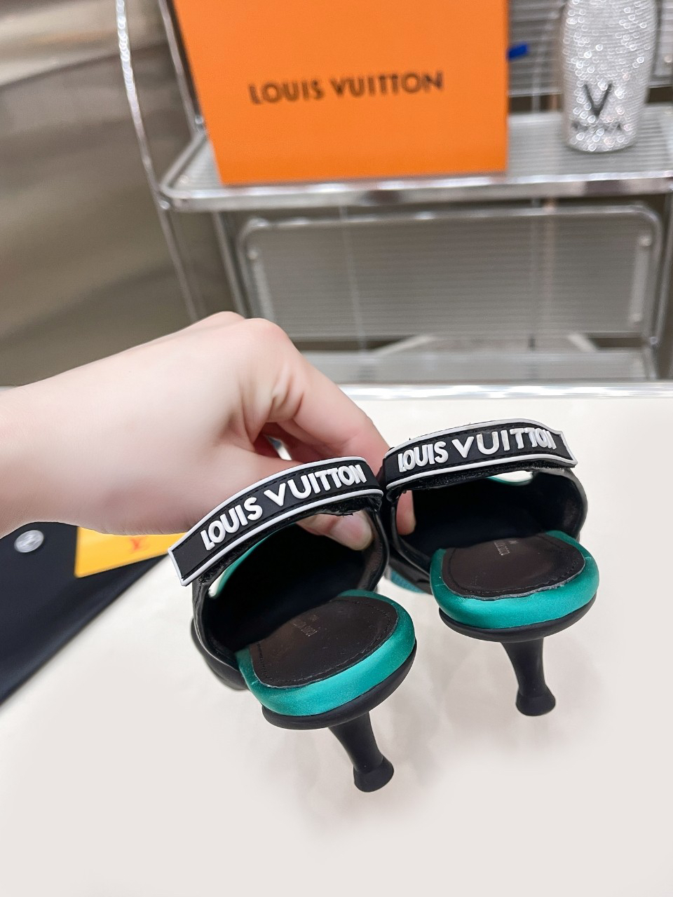 Louis Vuitton LV Leather Pointed-Toe Heels