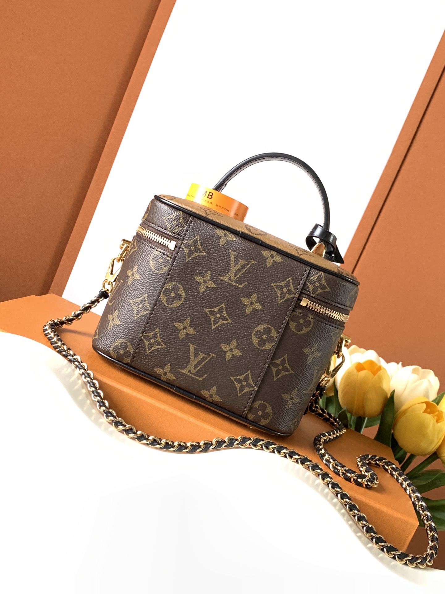 LV Louis Vuitton Monogram Cosmetic Pouch with Chip