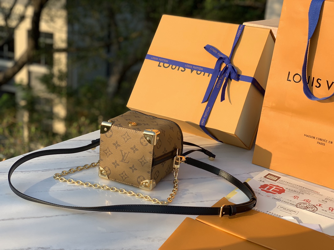LV Louis Vuitton Square Monogram Bag