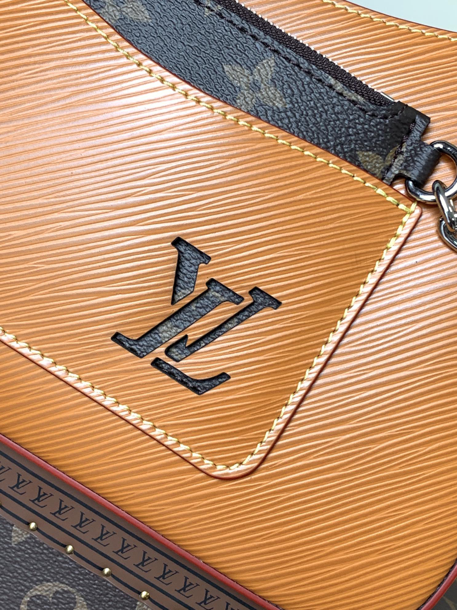 LV Louis Vuitton Marelle Bag with Changing Chip