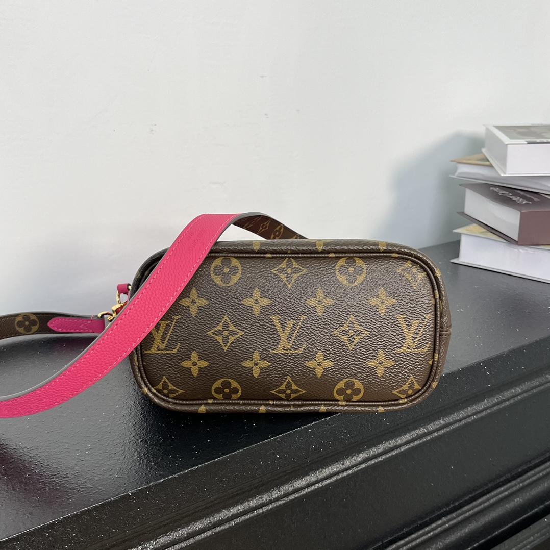 Louis Vuitton Neverfull Reversible Bag