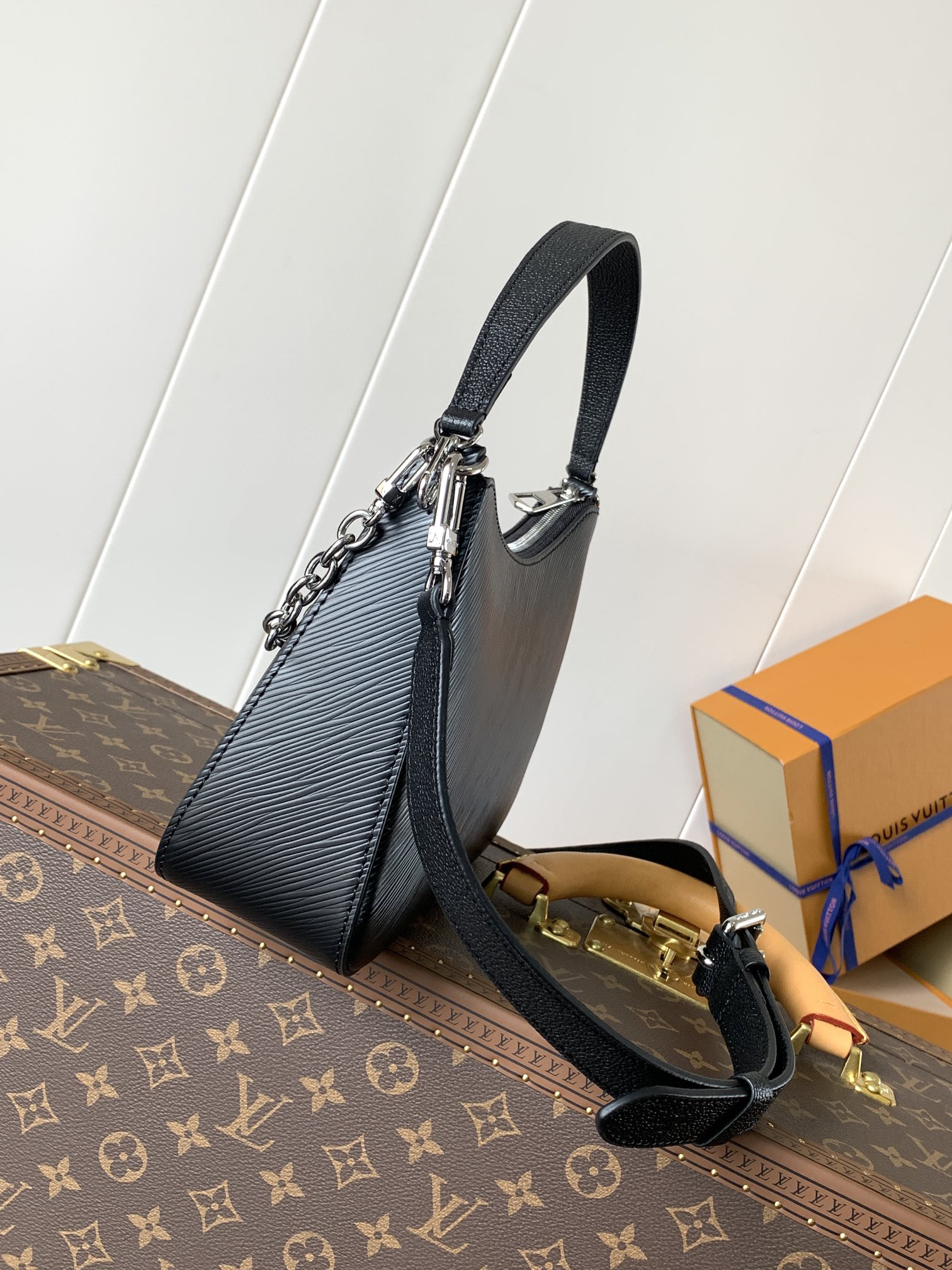 LV Louis Vuitton Marelle Bag with Changing Chip