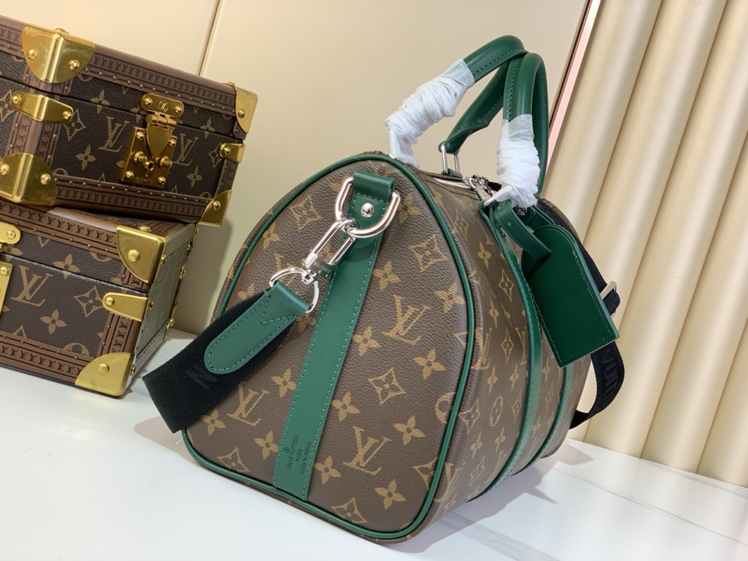 LV Keepall Bandoulière 35 Bag