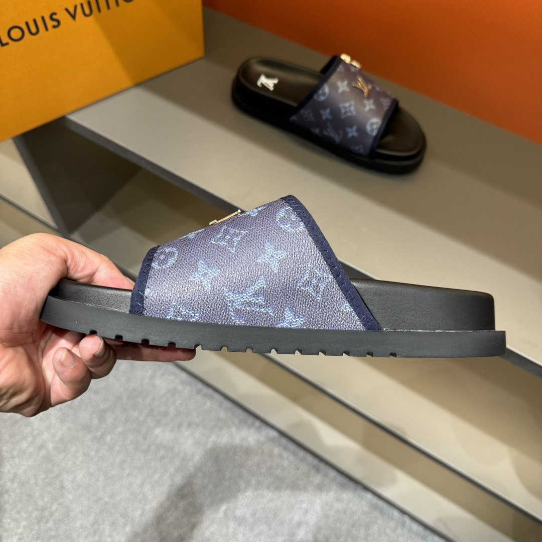 Louis Vuitton LV Slippers