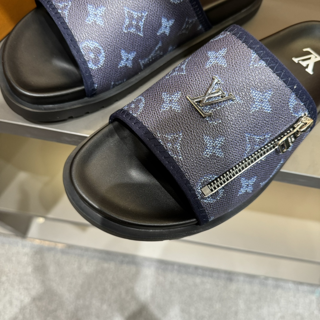 Louis Vuitton LV Slippers