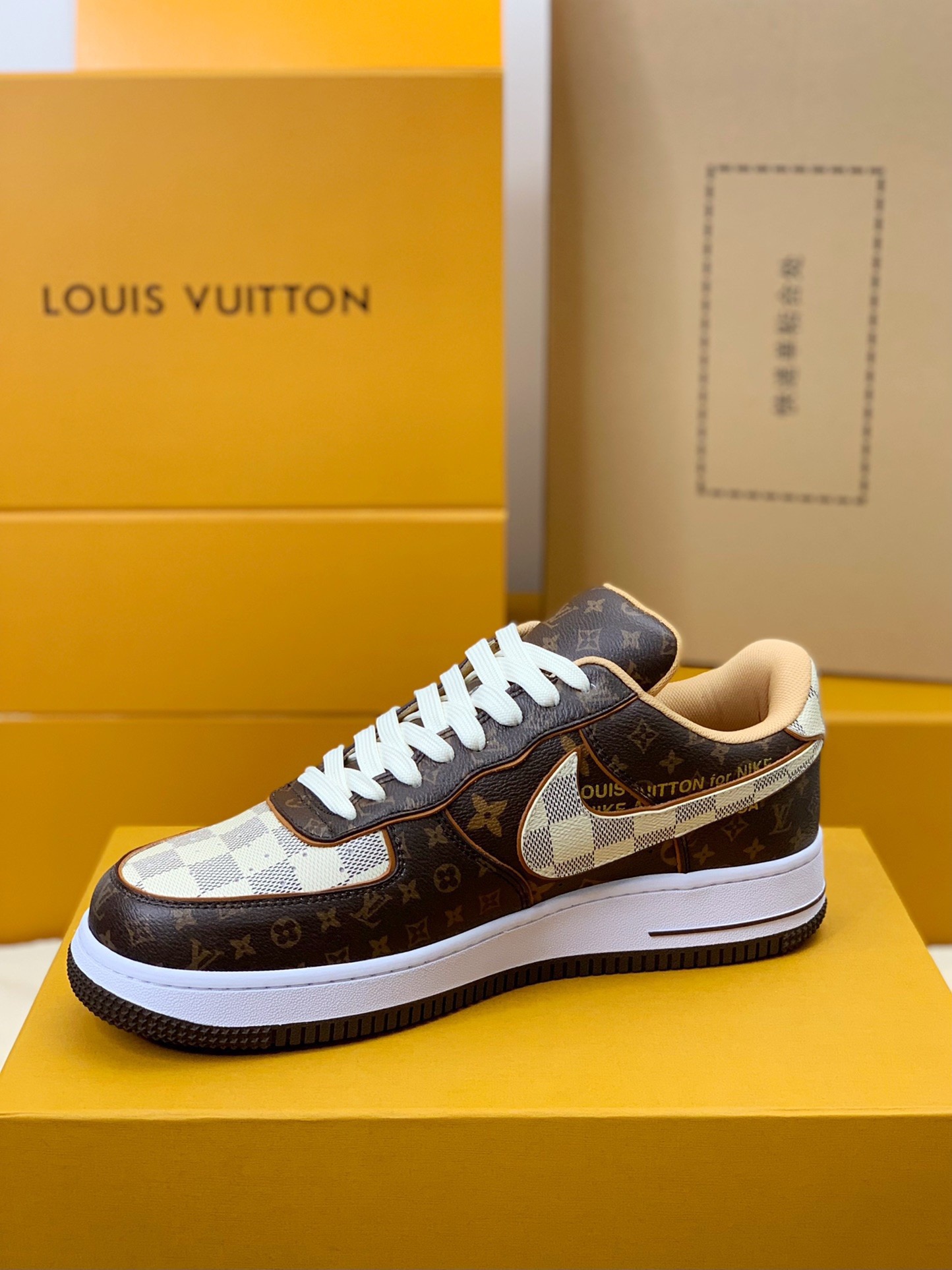 Louis Vuitton x Nike Louis Vuitton Air Force 1